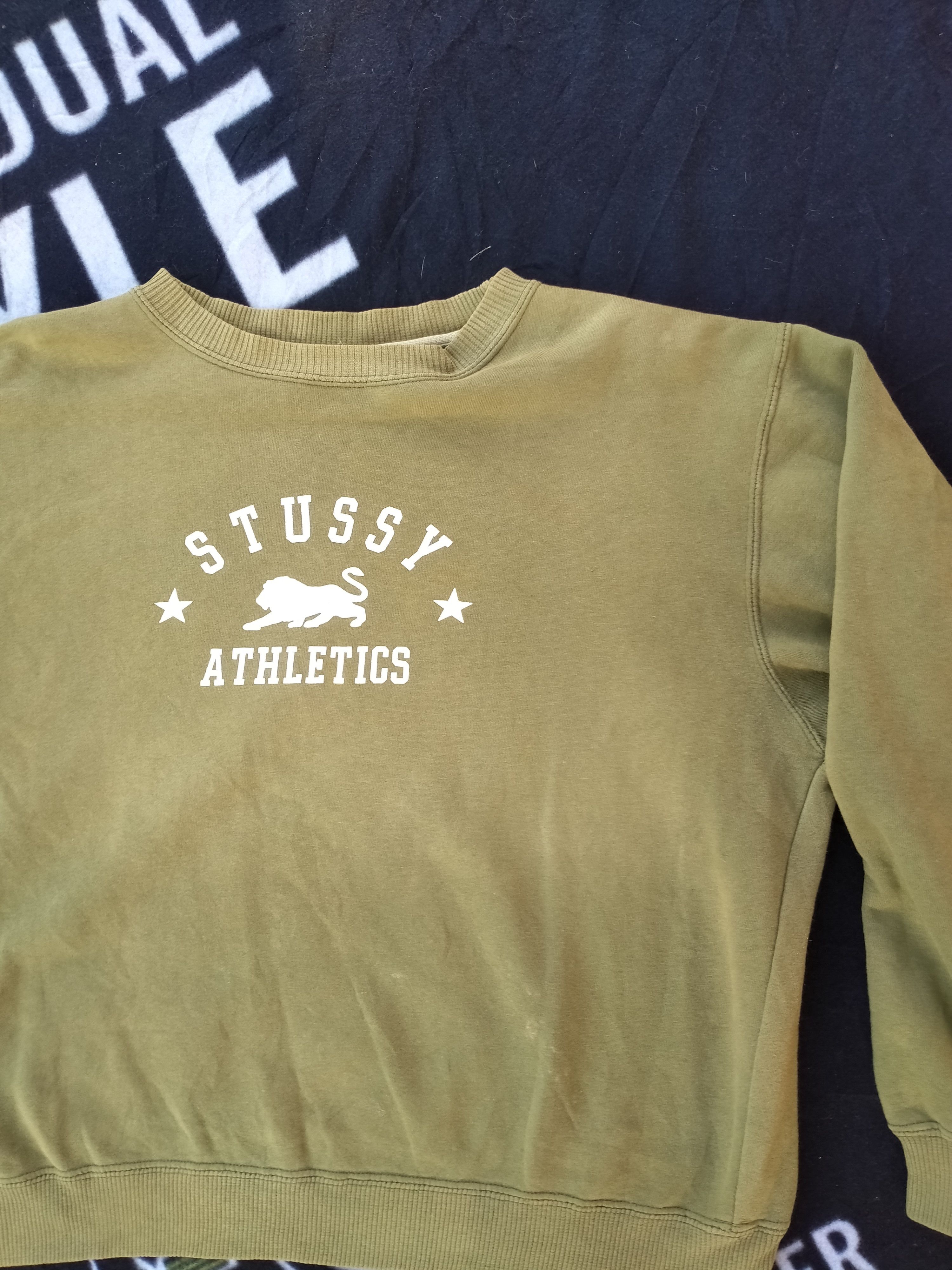 Stussy STUSSY ATHLETICS SPELL OUT LOGO SUN FADED SWEATSHIRT Size US M / EU 48-50 / 2 - 2 Thumbnail