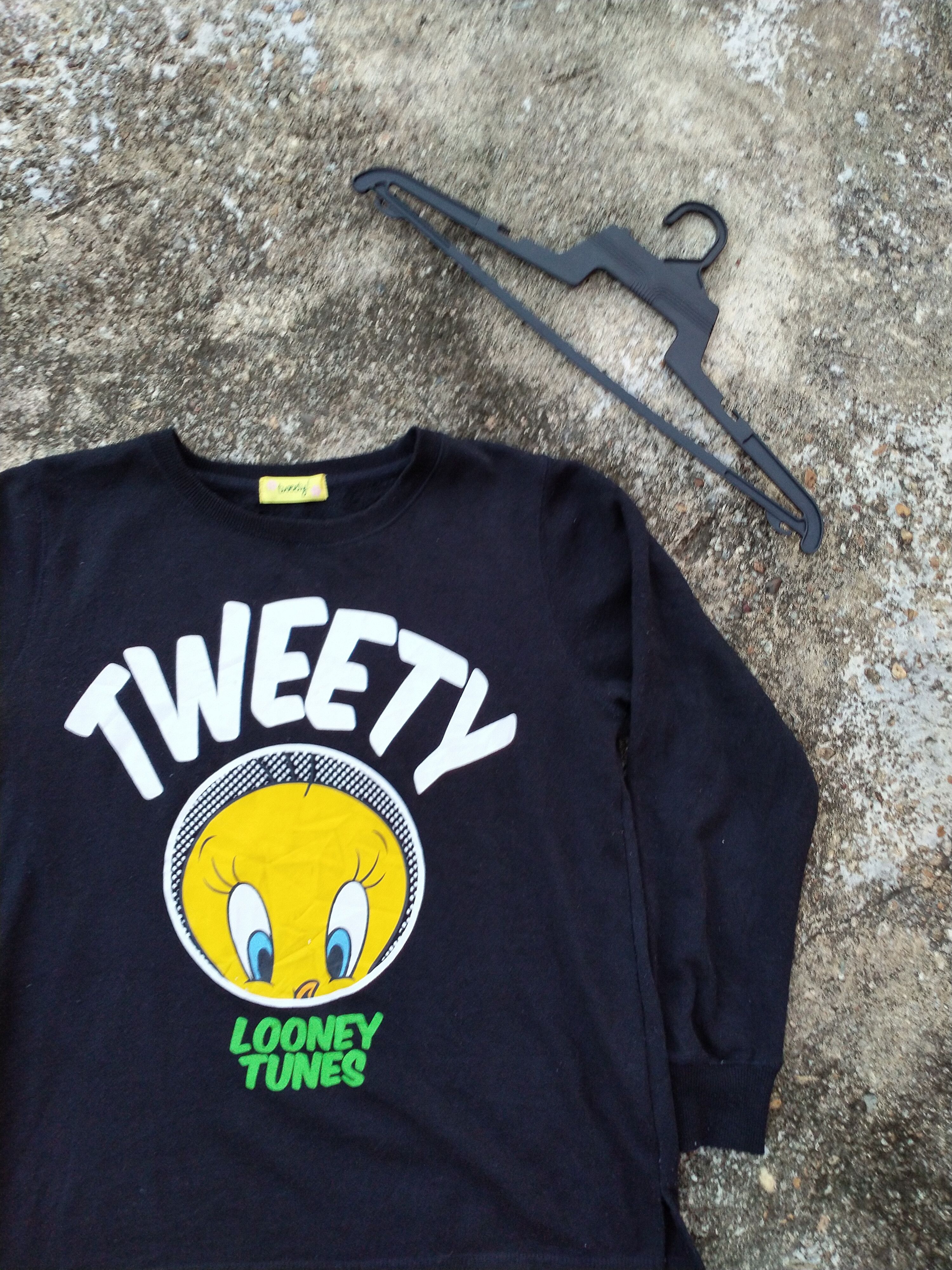 Cartoon Network TWEETY BY LOONEY TUNES BIG LOGO SWEATSHIRT Size US M / EU 48-50 / 2 - 2 Thumbnail