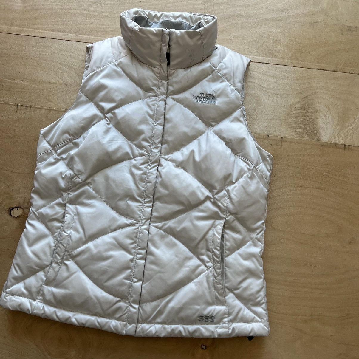 The North Face The North Face 550 Puffer Vest Women's Small White Full Zip Size S / US 4 / IT 40 - 7 Thumbnail