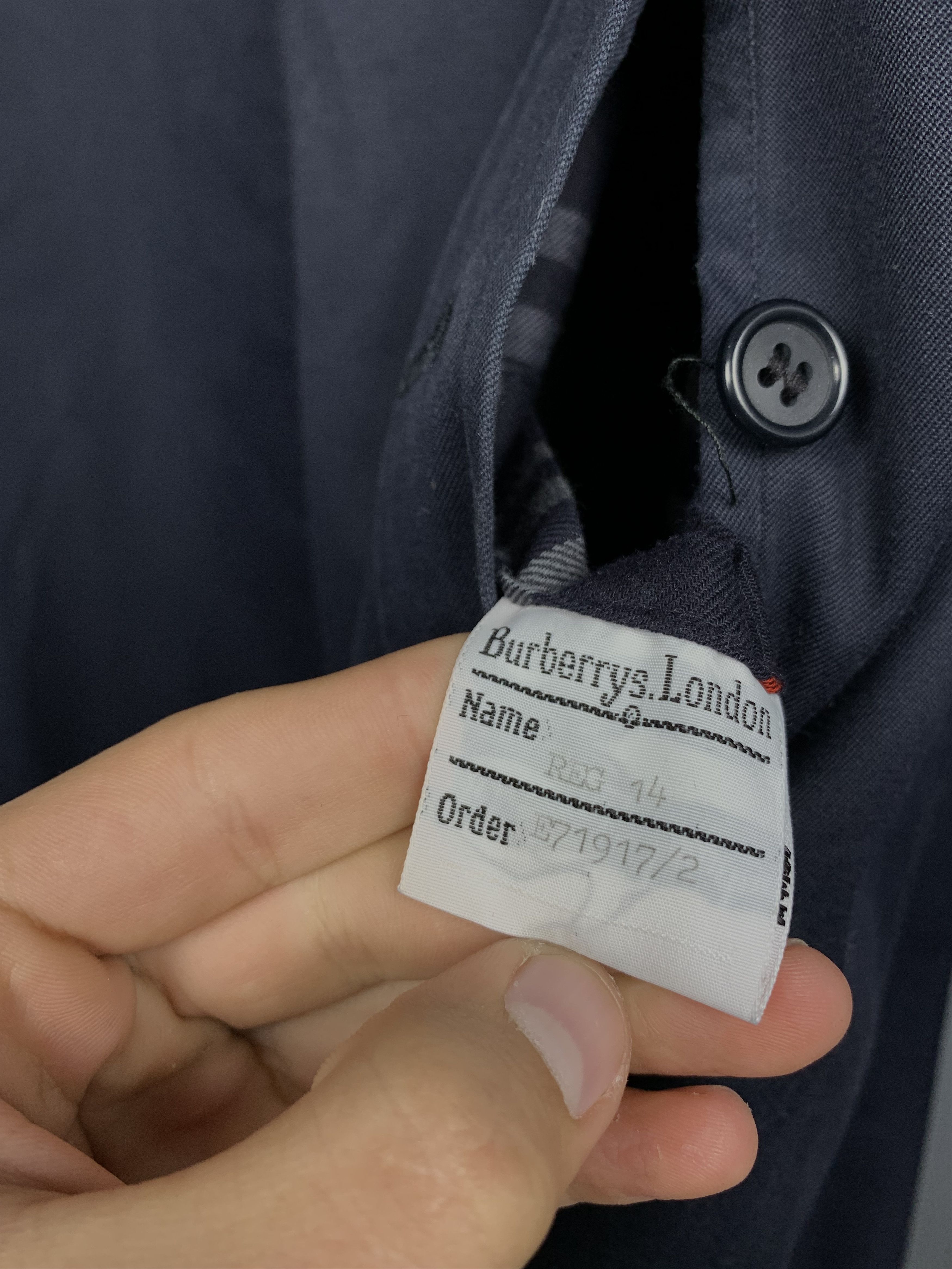 Burberry Burberrys Vintage Trench Coat Jacket with removable lining Size L / US 10 / IT 46 - 8 Thumbnail