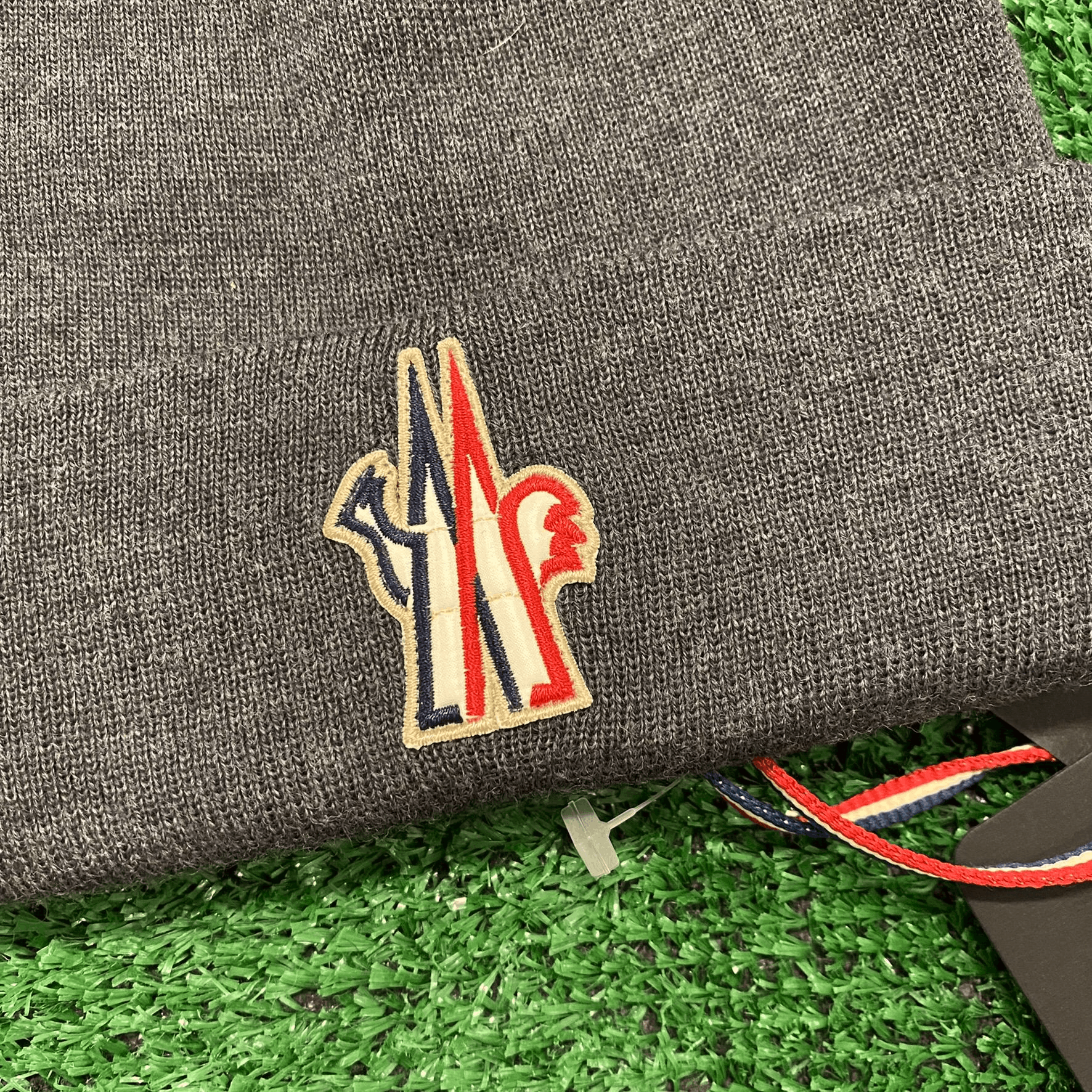 Moncler Moncler Grenoble Logo Beanie Hat Size ONE SIZE - 2 Thumbnail