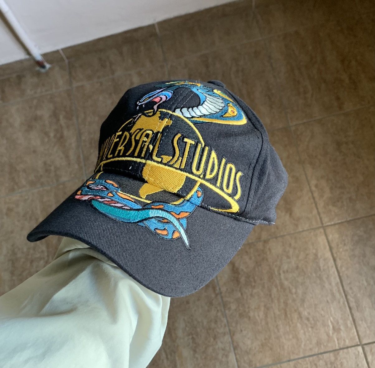 Universal Studios × Vintage Vintage Universal Studios Rare Cap Embroidered Snake Size ONE SIZE - 7 Thumbnail