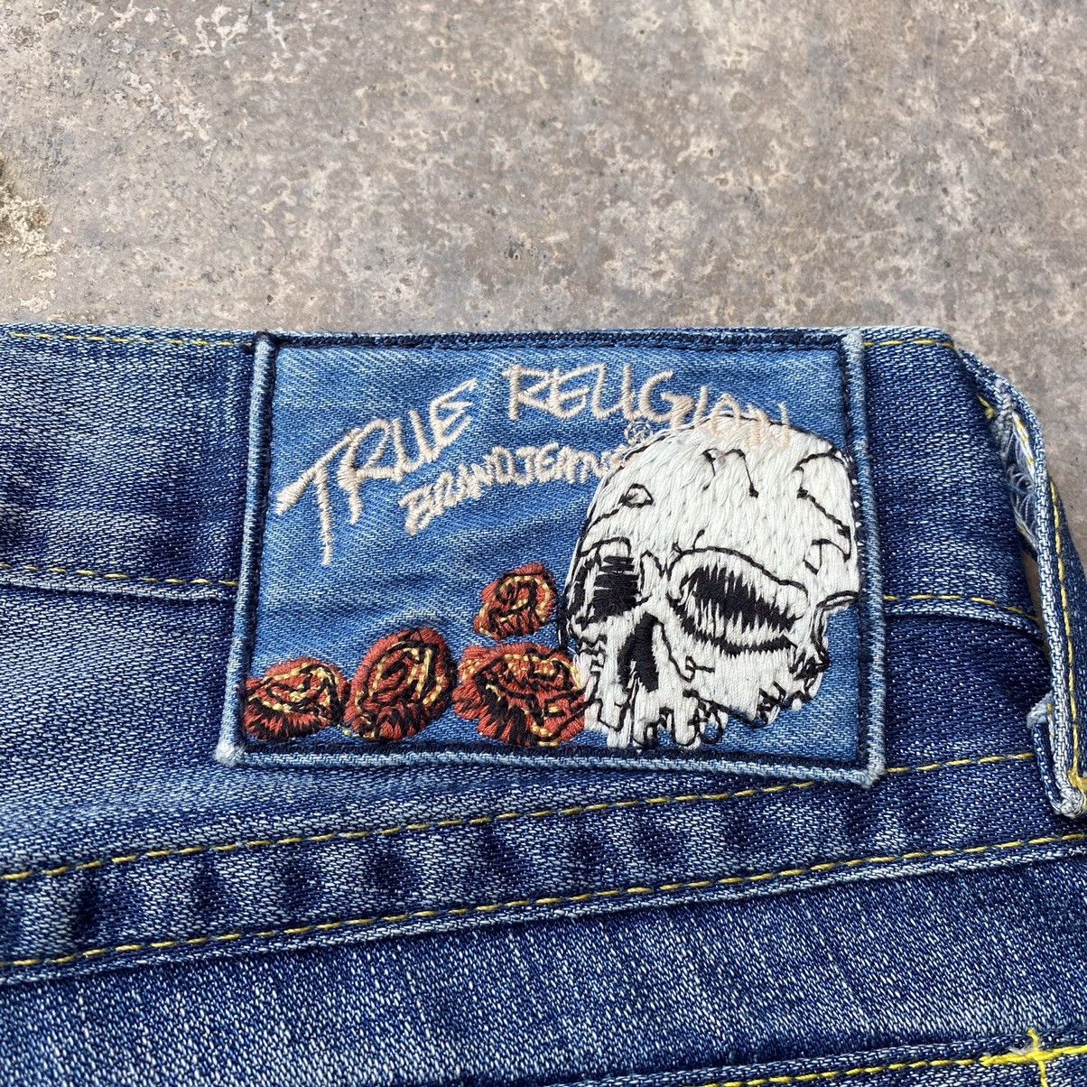 Japanese Brand × True Religion True Religion Brand Jeans Skull Patch Distressed Denim Size 28" / US 6 / IT 42 - 5 Thumbnail