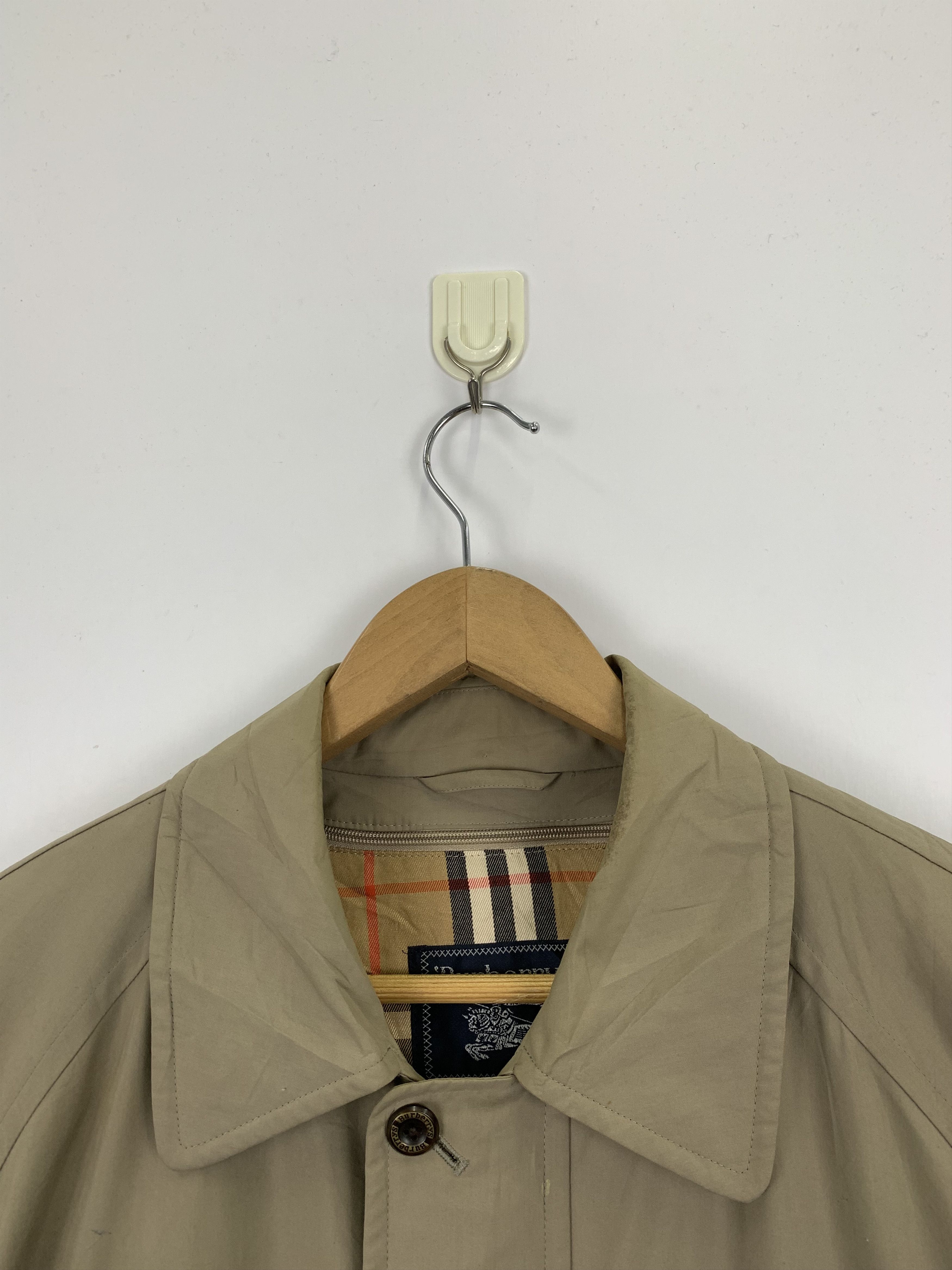 Burberry × Vintage Vintage Burberrys Novacheck Trench Coat Jacket Size US L / EU 52-54 / 3 - 8 Thumbnail