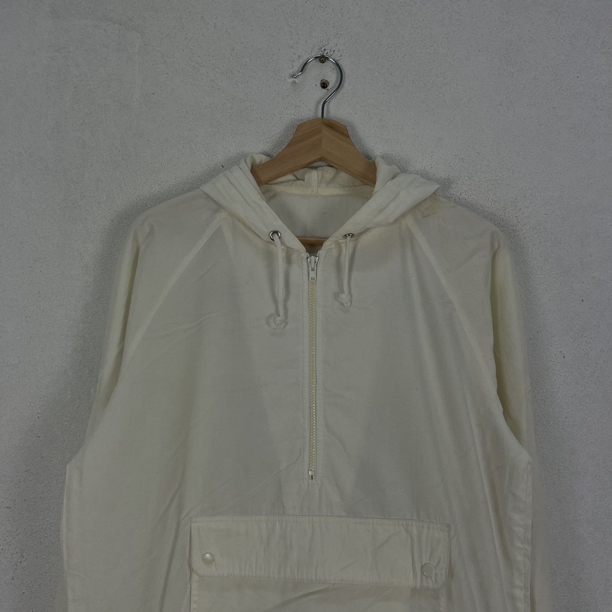 Japanese Brand VINTAGE CREST BIG LOGO HOODIE JACKET ANORAK STYLE Size US M / EU 48-50 / 2 - 4 Thumbnail