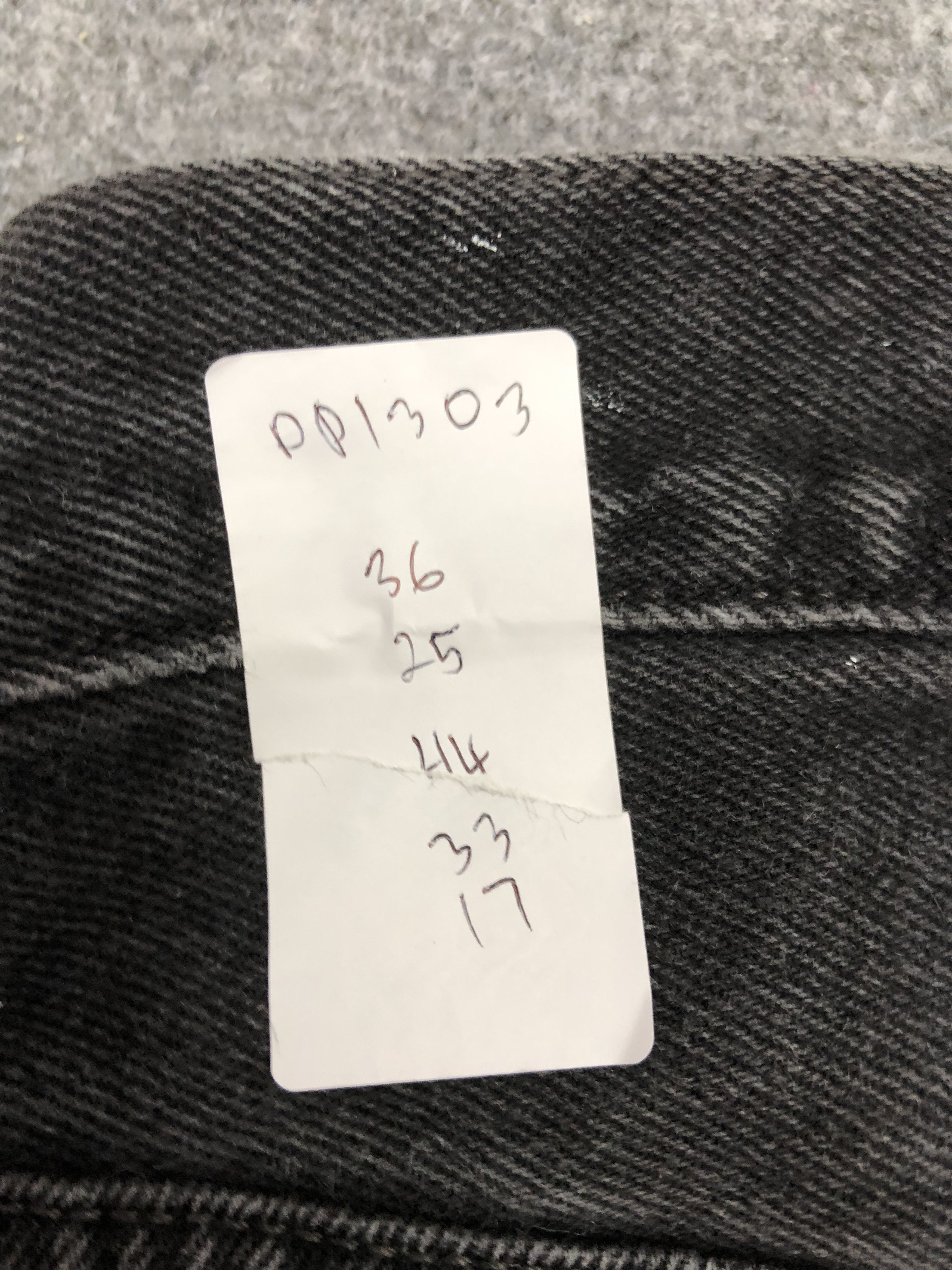 Levi's × Vintage Vintage Levis 505 Faded Black Dirty Jeans Size US 36 / EU 52 - 12 Thumbnail