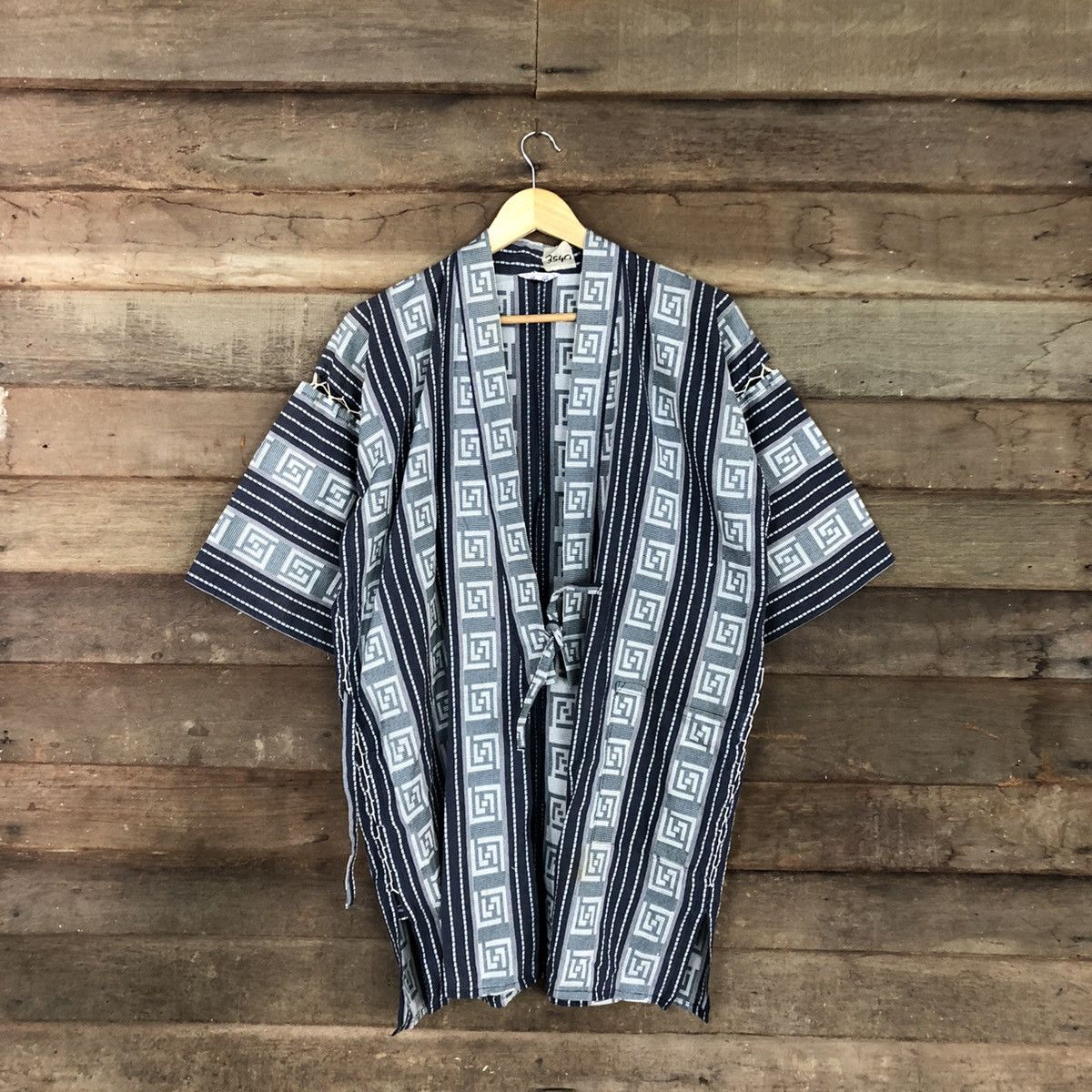 image of Vintage Japan Blue Grey Kimono Cardigan 3540, Men's (Size Medium)