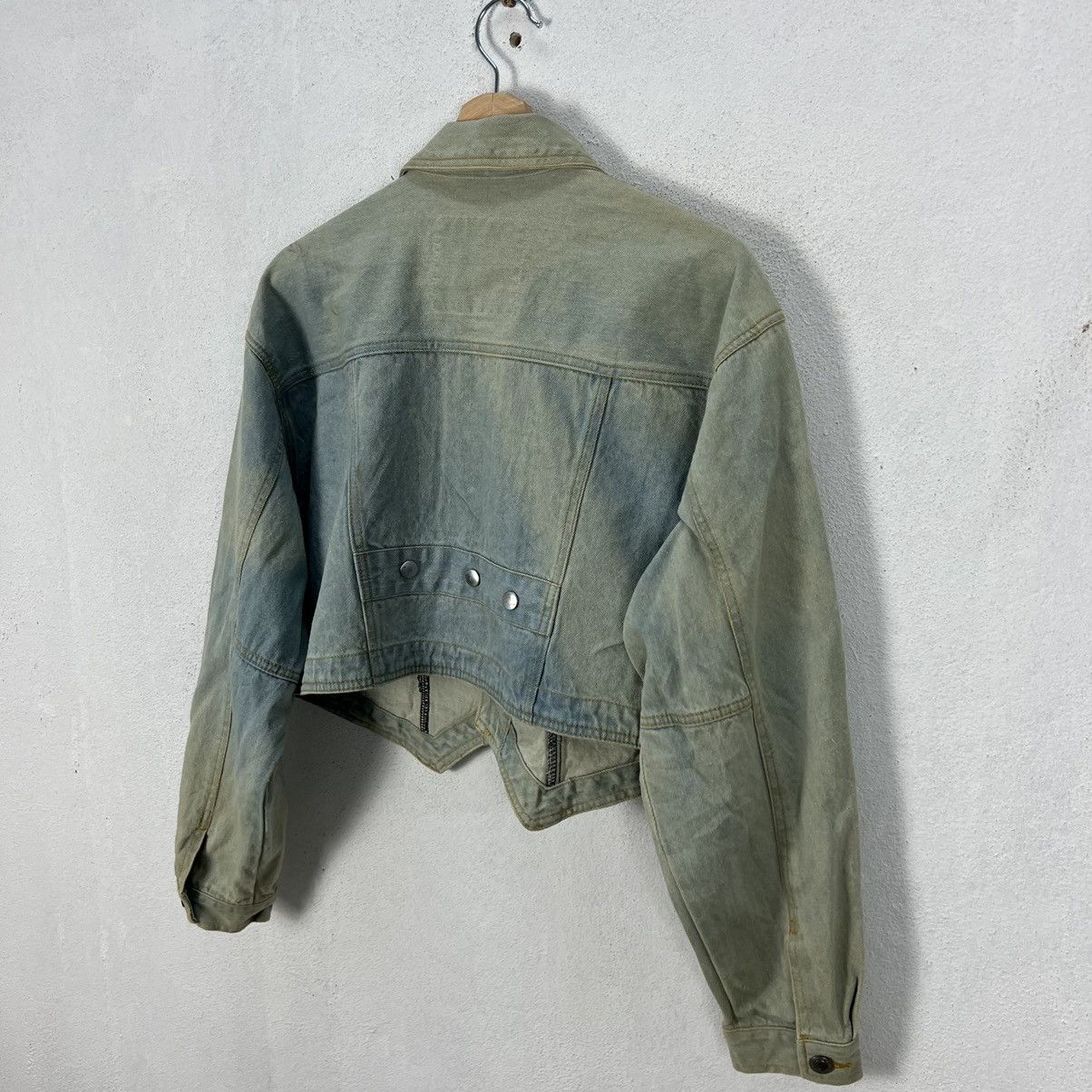 Japanese Brand VINTAGE ACID WASH STYLE CROPPED DENIM JACKET TRAY-UP Size US M / EU 48-50 / 2 - 8 Thumbnail
