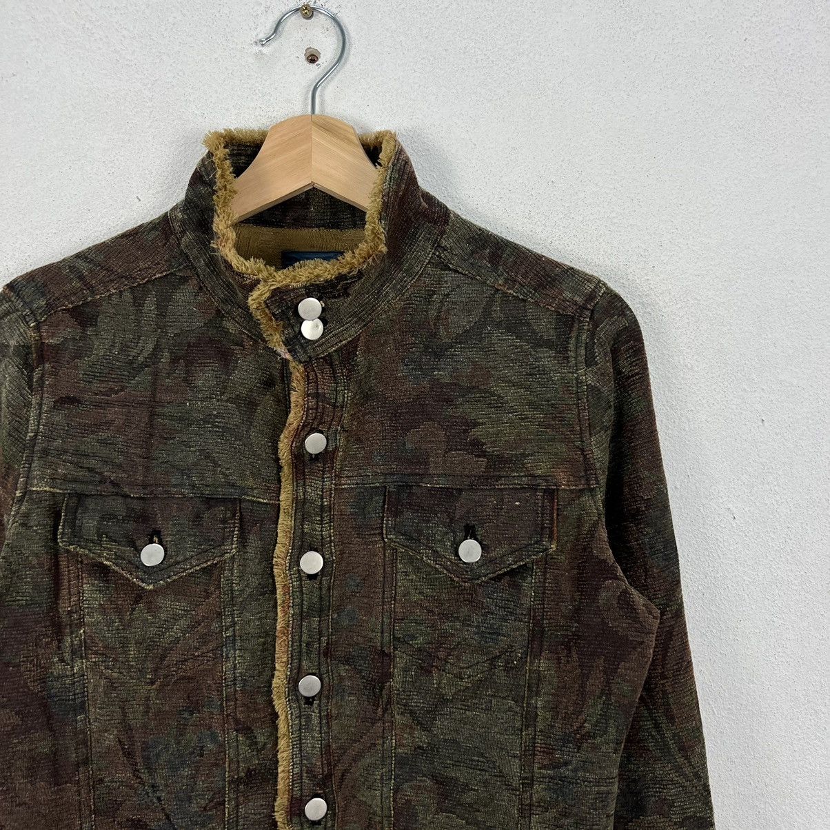 Japanese Brand VINTAGE PLUS OVERPRINT FLORAL FLOWER JACKET Size US M / EU 48-50 / 2 - 5 Thumbnail