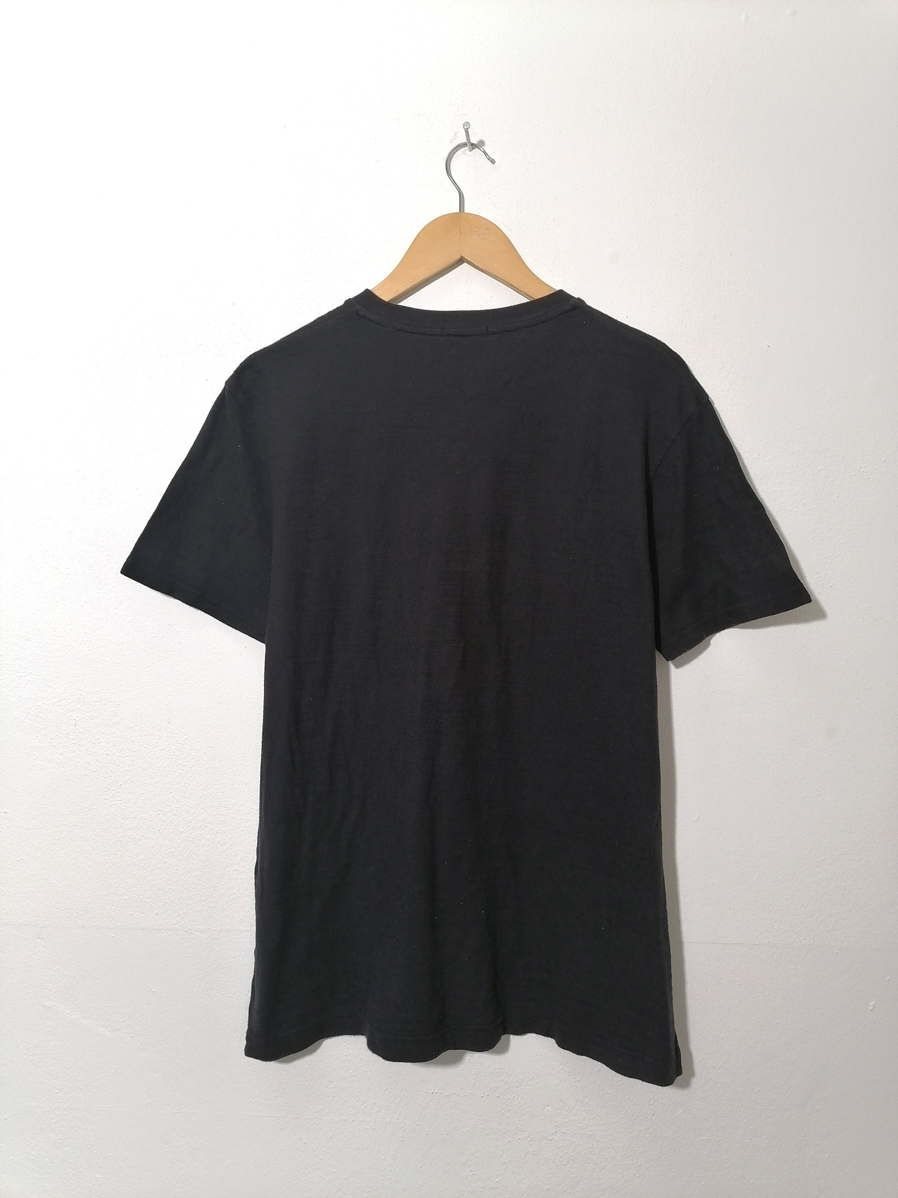Uniqlo Makaimura by Capcom Tee Size US L / EU 52-54 / 3 - 2 Thumbnail