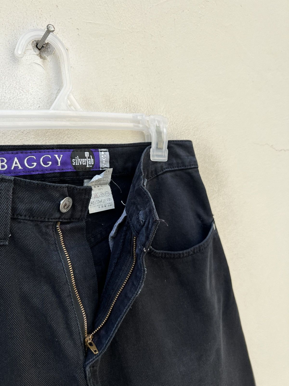 Levi's Vintage 1996 Levi’s Silvertab Baggy Purple Label Size US 30 / EU 46 - 7 Thumbnail