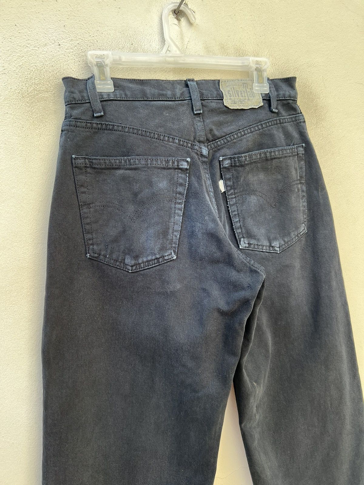 Levi's Vintage 1996 Levi’s Silvertab Baggy Purple Label Size US 30 / EU 46 - 15 Thumbnail