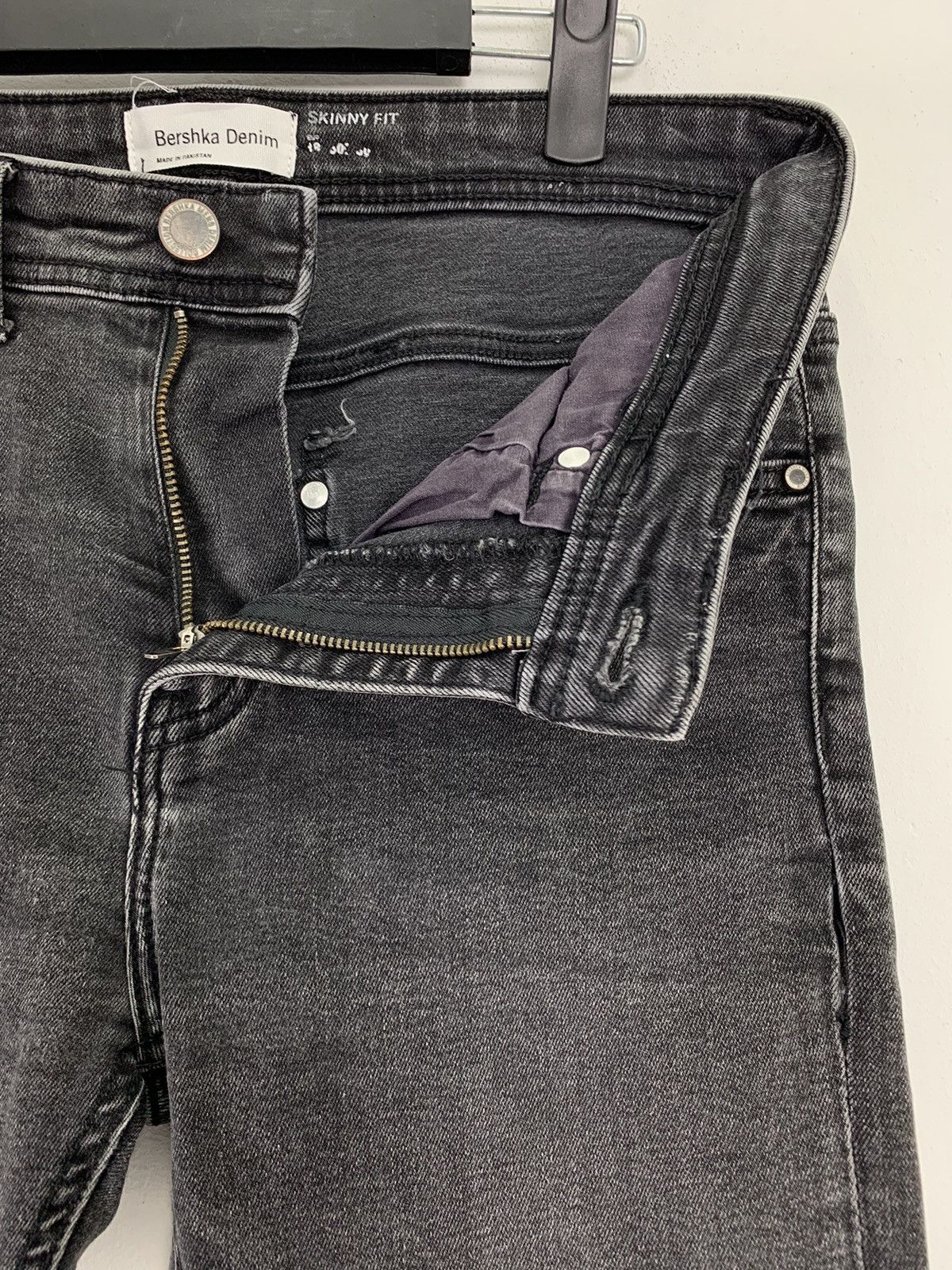 Bershka Bershka Denim Distressed Vintage streetwear #227 Size US 28 / EU 44 - 14 Thumbnail
