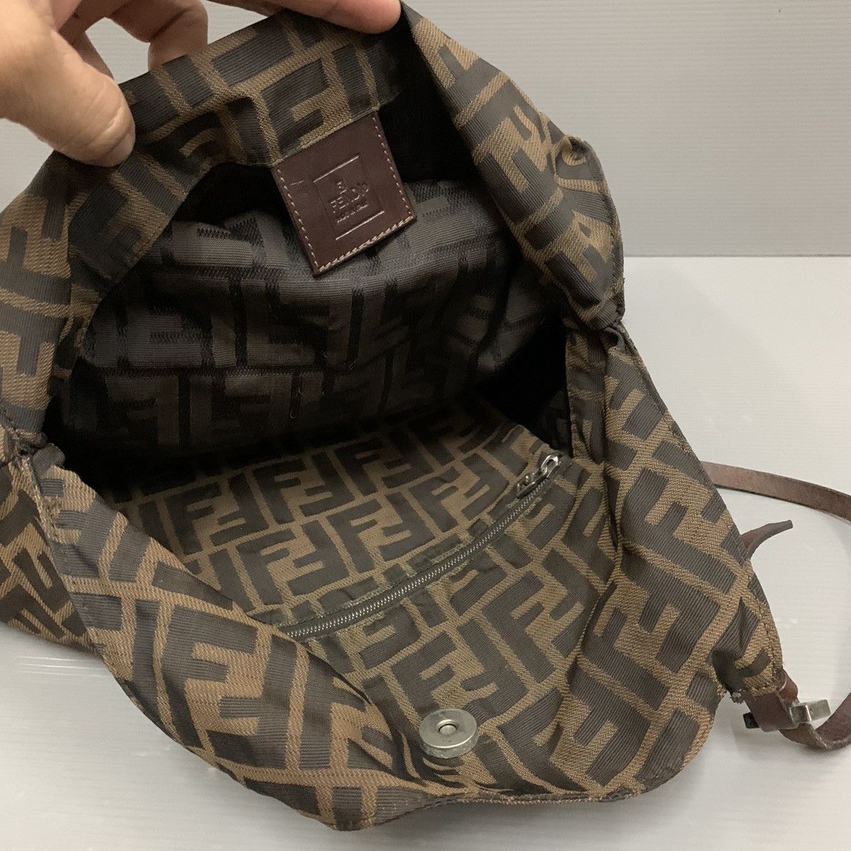 Fendi Fendi Zucca Shoulder Tote Bag Size ONE SIZE - 8 Thumbnail