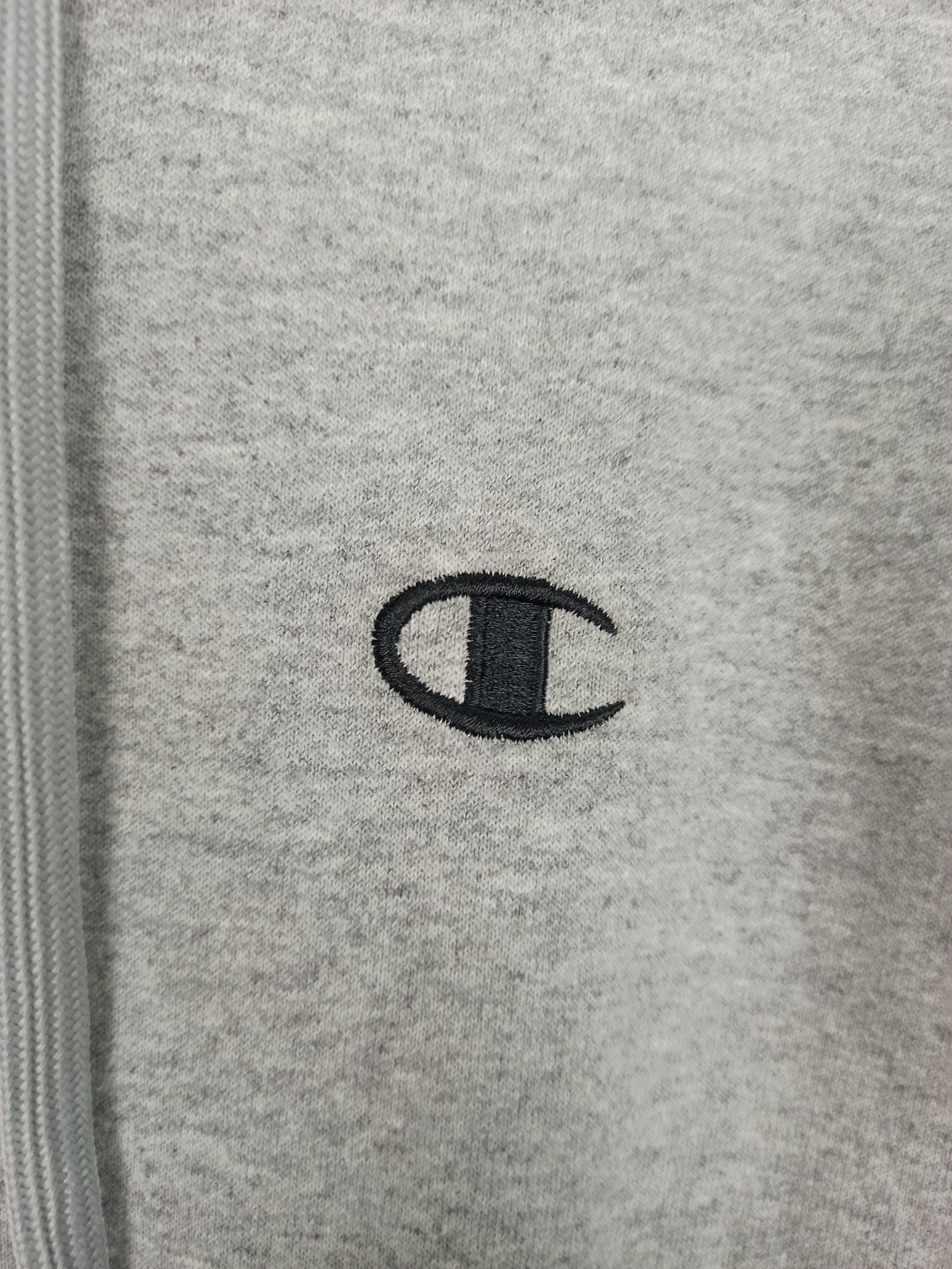 Champion Vintage 90s Champion Hoodie Small Logo Embroidered black Size US M / EU 48-50 / 2 - 4 Thumbnail