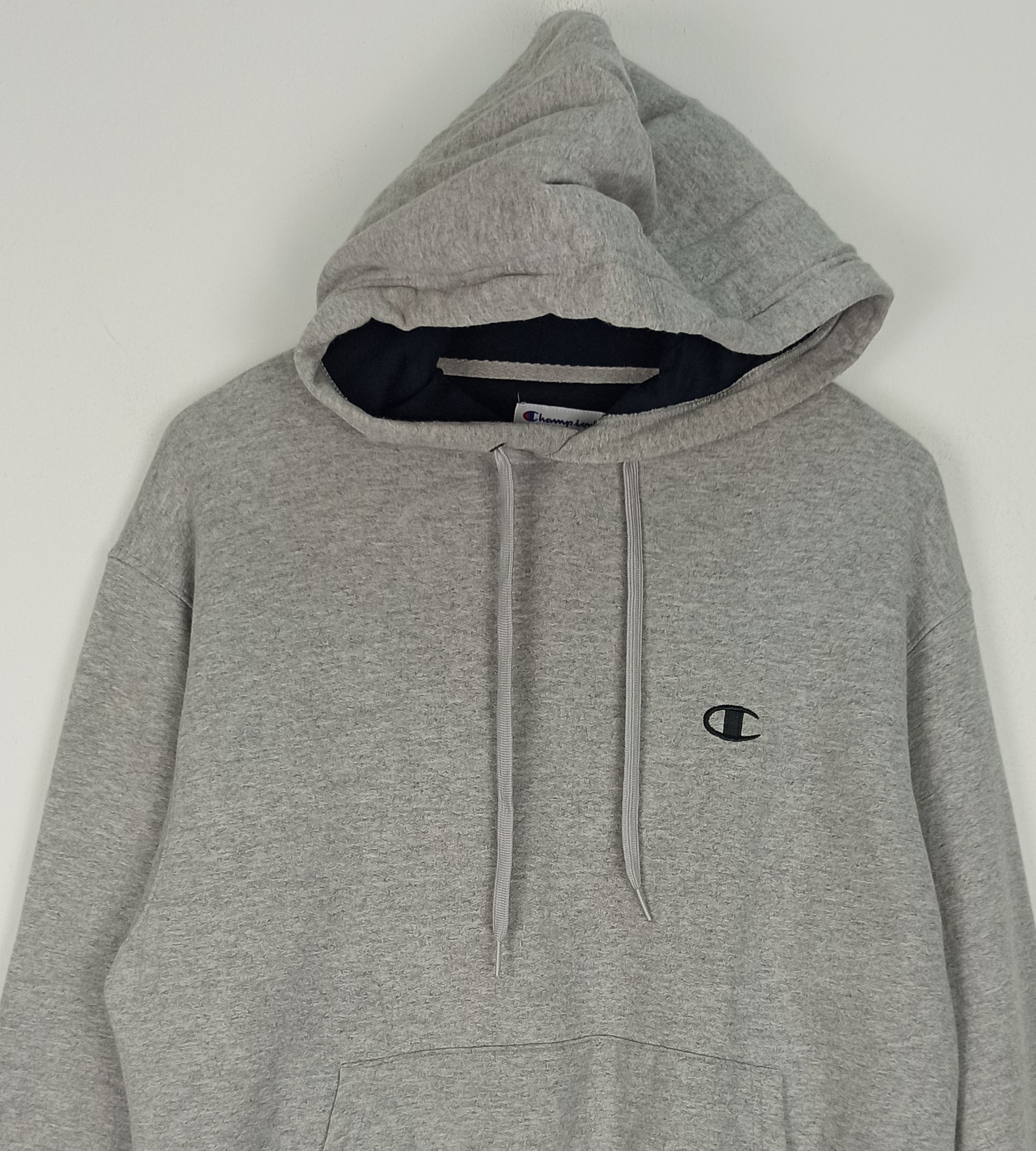 Champion Vintage 90s Champion Hoodie Small Logo Embroidered black Size US M / EU 48-50 / 2 - 2 Thumbnail