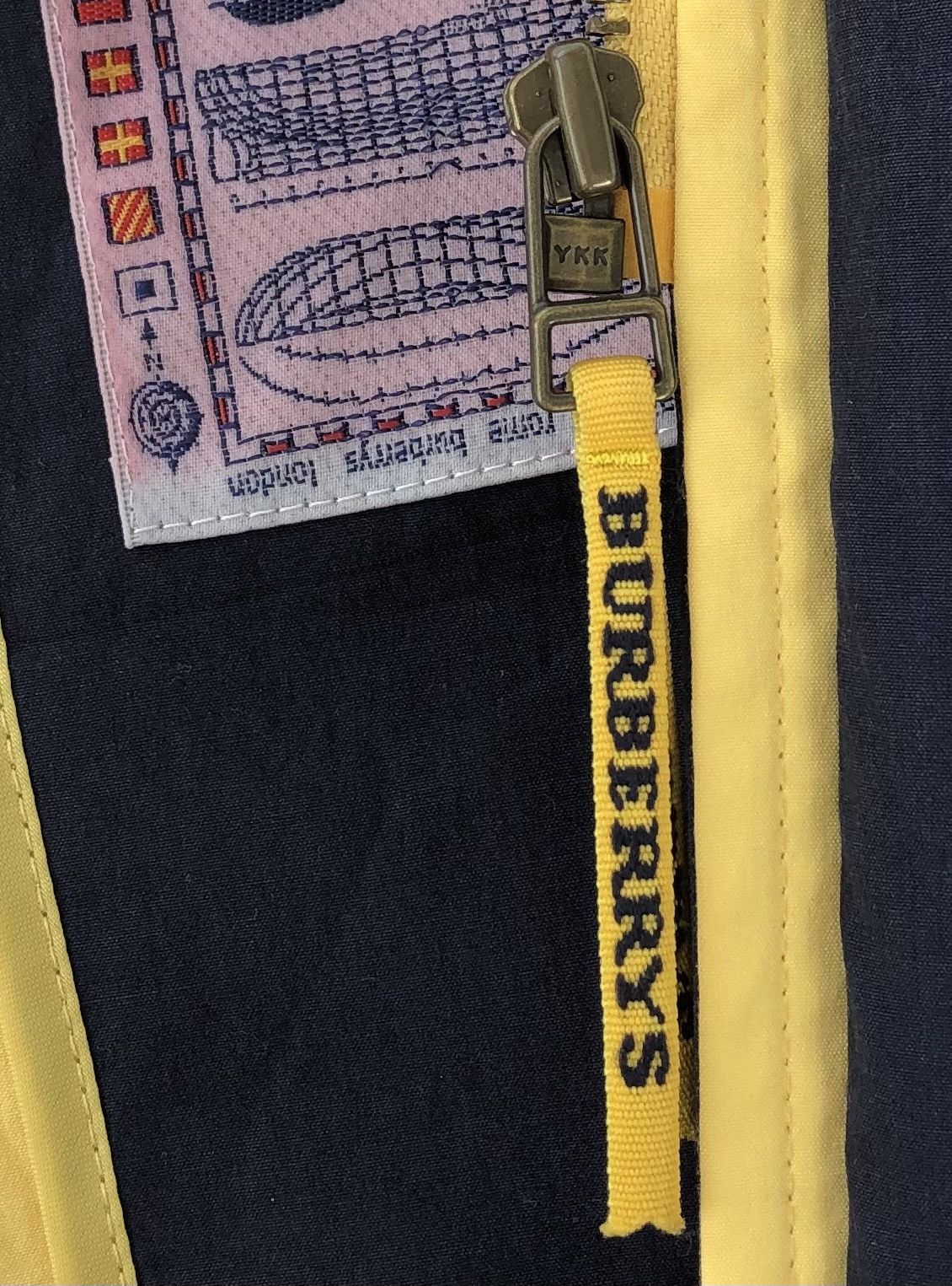 Burberry 🔥Vintage Burberrys Of London Yellow Hooded Jacket Size US S / EU 44-46 / 1 - 10 Thumbnail