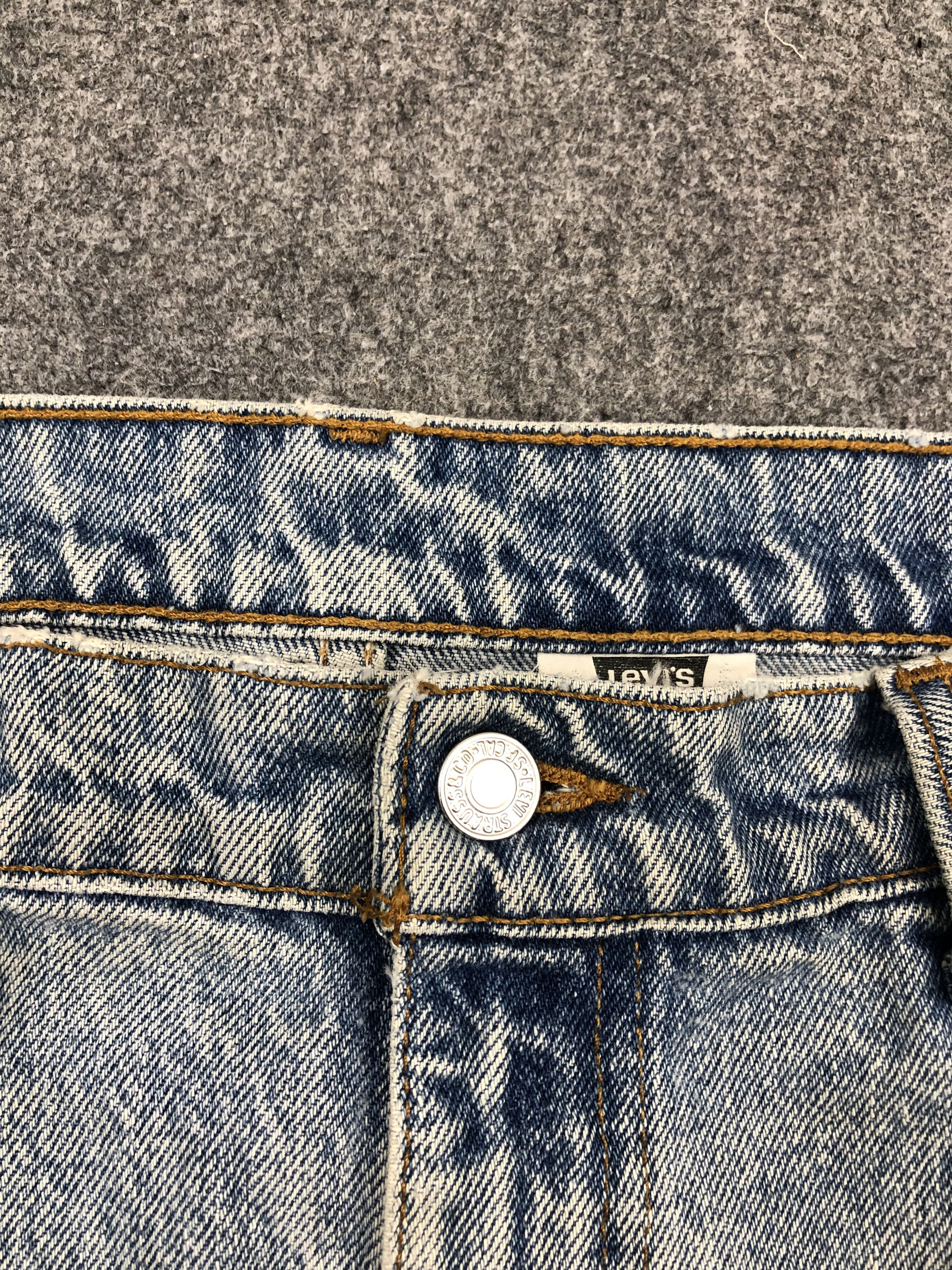 Levi's × Vintage Vintage 90s Levis 505 Faded Blue Jeans Size US 38 / EU 54 - 10 Thumbnail