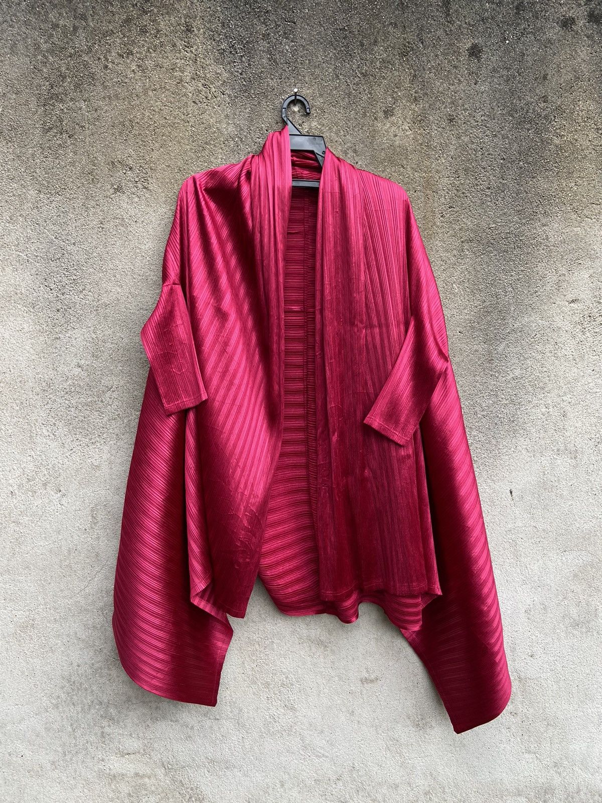 Pleats Please Issey Miyake Issey Miyake Pleats Please Red Cardigan Size M-L Size US L / EU 52-54 / 3 - 1 Thumbnail