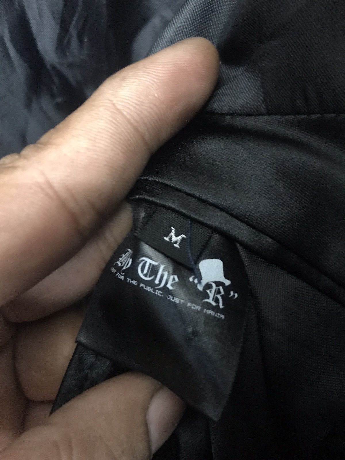 Unbrand ladies coat by the R