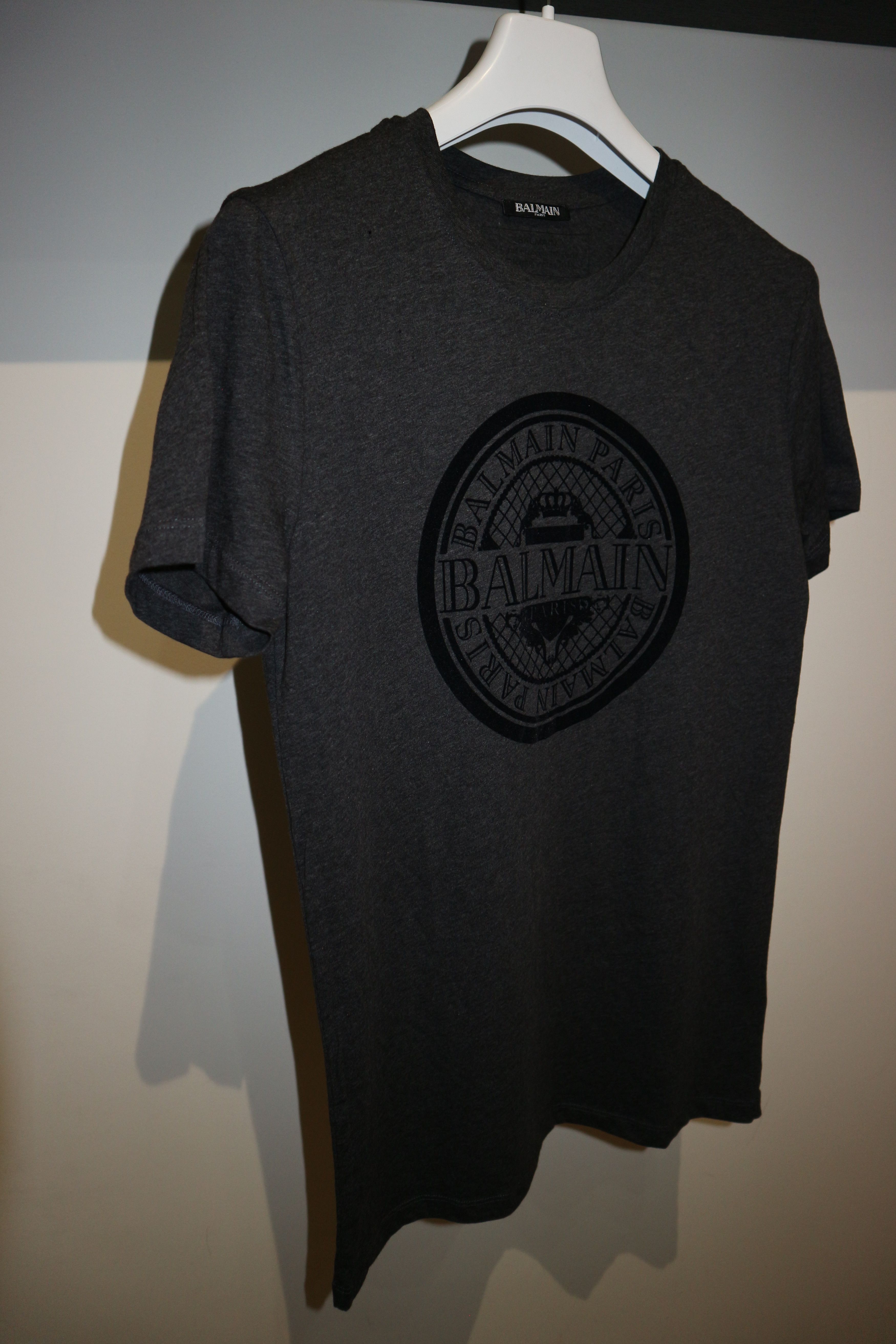 Balmain velvet logo print t-shirt Size US XS / EU 42 / 0 - 2 Thumbnail