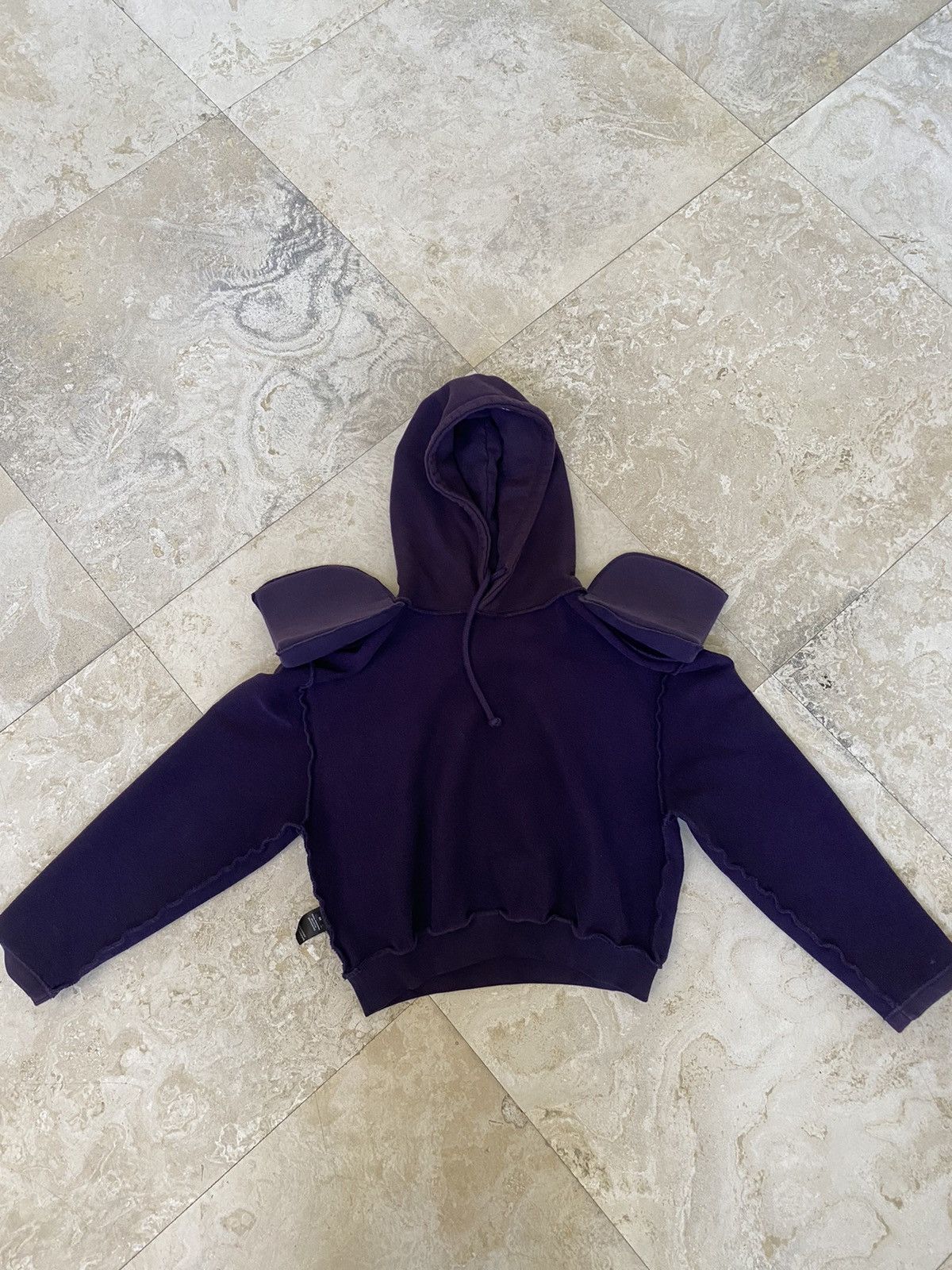 Vetements Sexual Fantasies Cropped Hoodie W/ Shoulder Pads Size US M / EU 48-50 / 2 - 3 Thumbnail