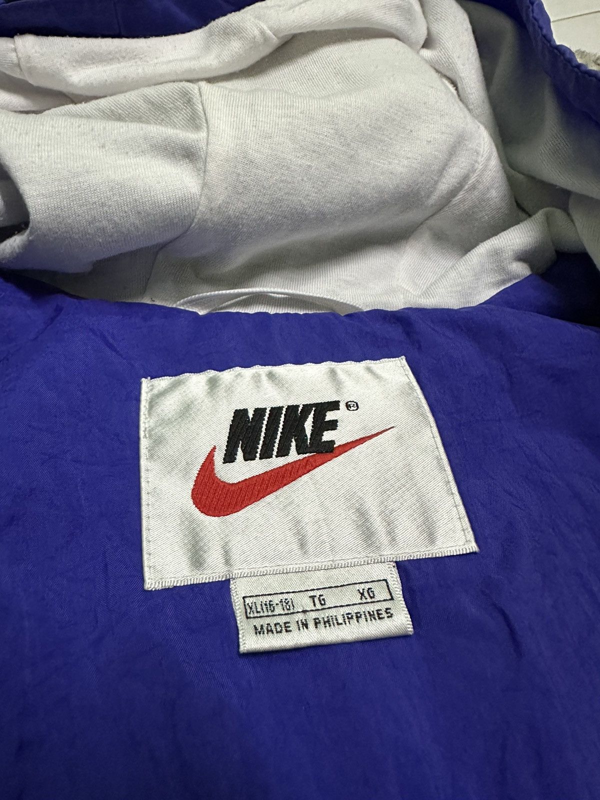 Vintage Vintage 90s nike jacket hoodie Size US XL / EU 56 / 4 - 3 Thumbnail