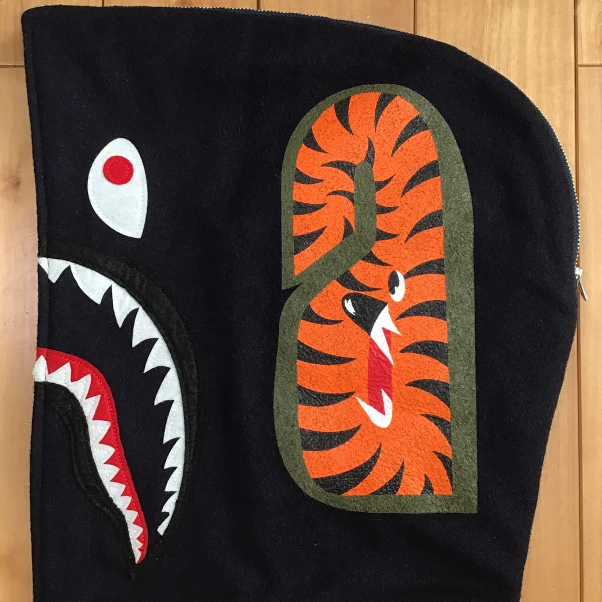 Bape BAPE Cowhide leather Sleeve shark varsity jacket Navy Size US L / EU 52-54 / 3 - 5 Thumbnail