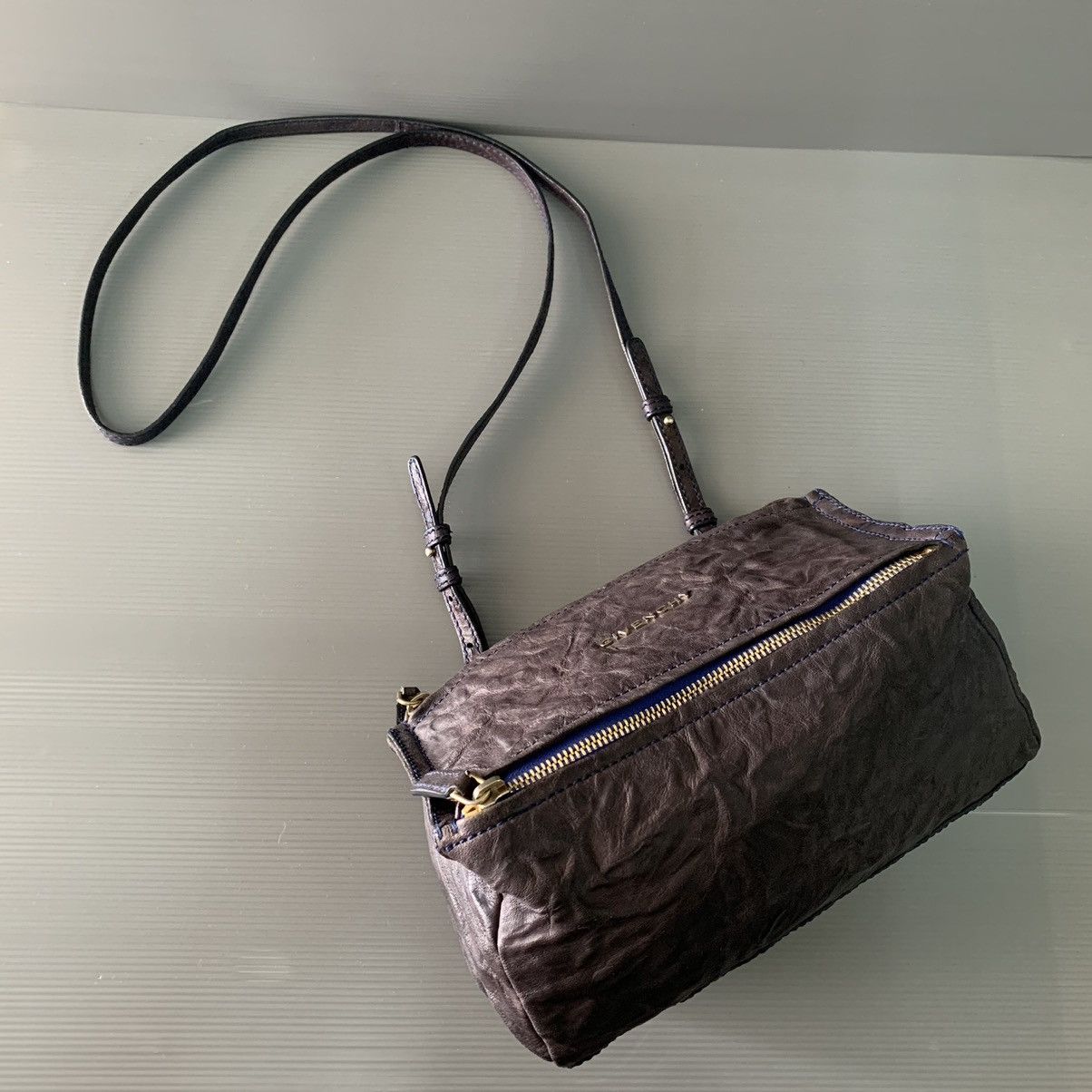 Givenchy Givenchy Pandora Leather Slingbag Size ONE SIZE - 12 Thumbnail