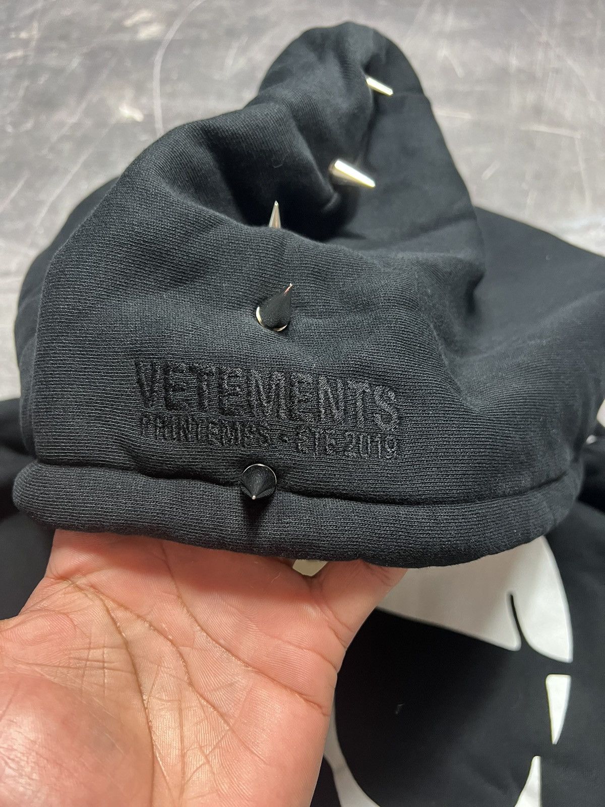 Vetements Vetements Hoodie Size US M / EU 48-50 / 2 - 5 Thumbnail