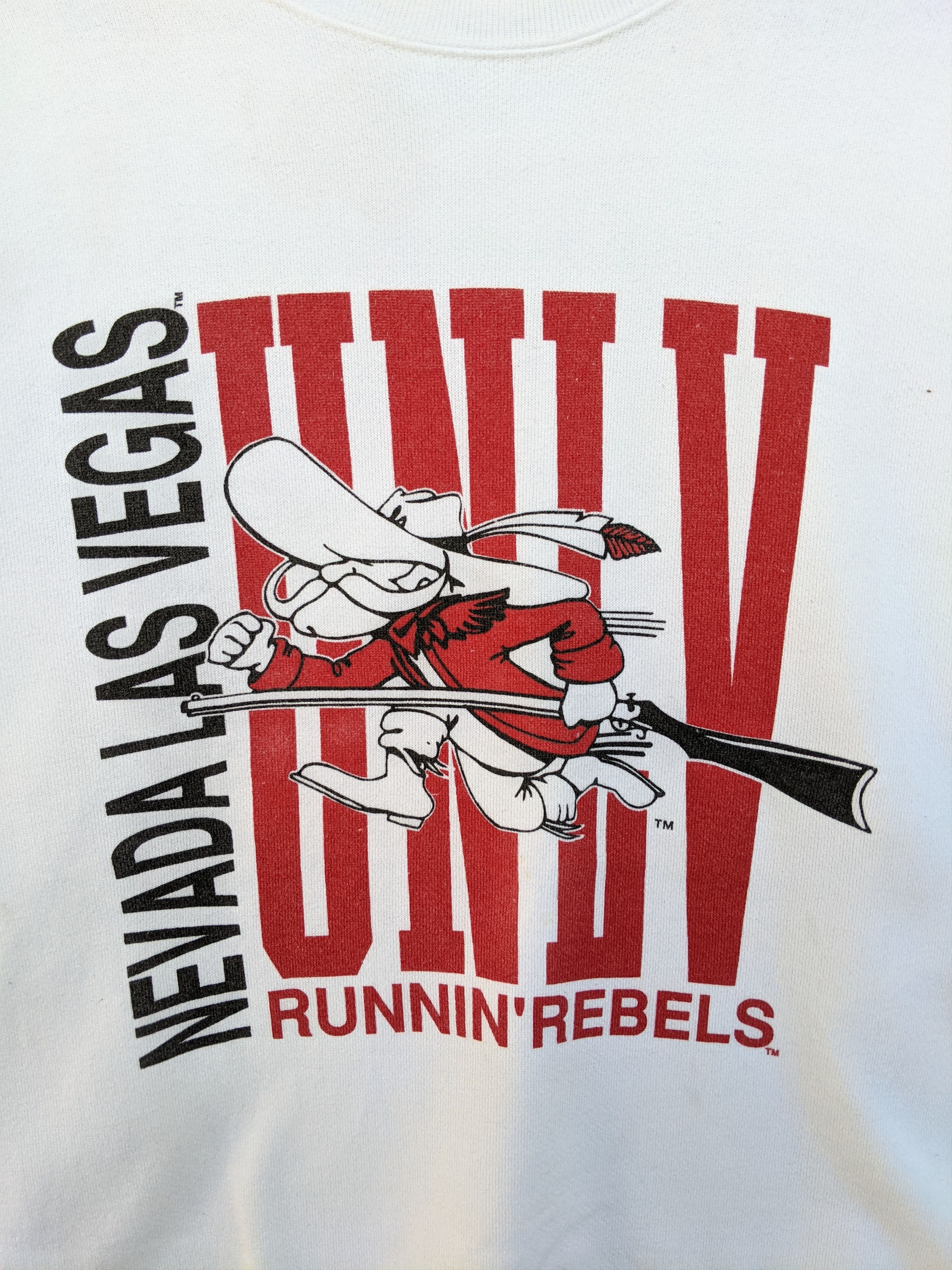 Velva Sheen RARE!University Nevada Las Vegas Runnin' Rebels Sweatshirt Size US L / EU 52-54 / 3 - 3 Thumbnail