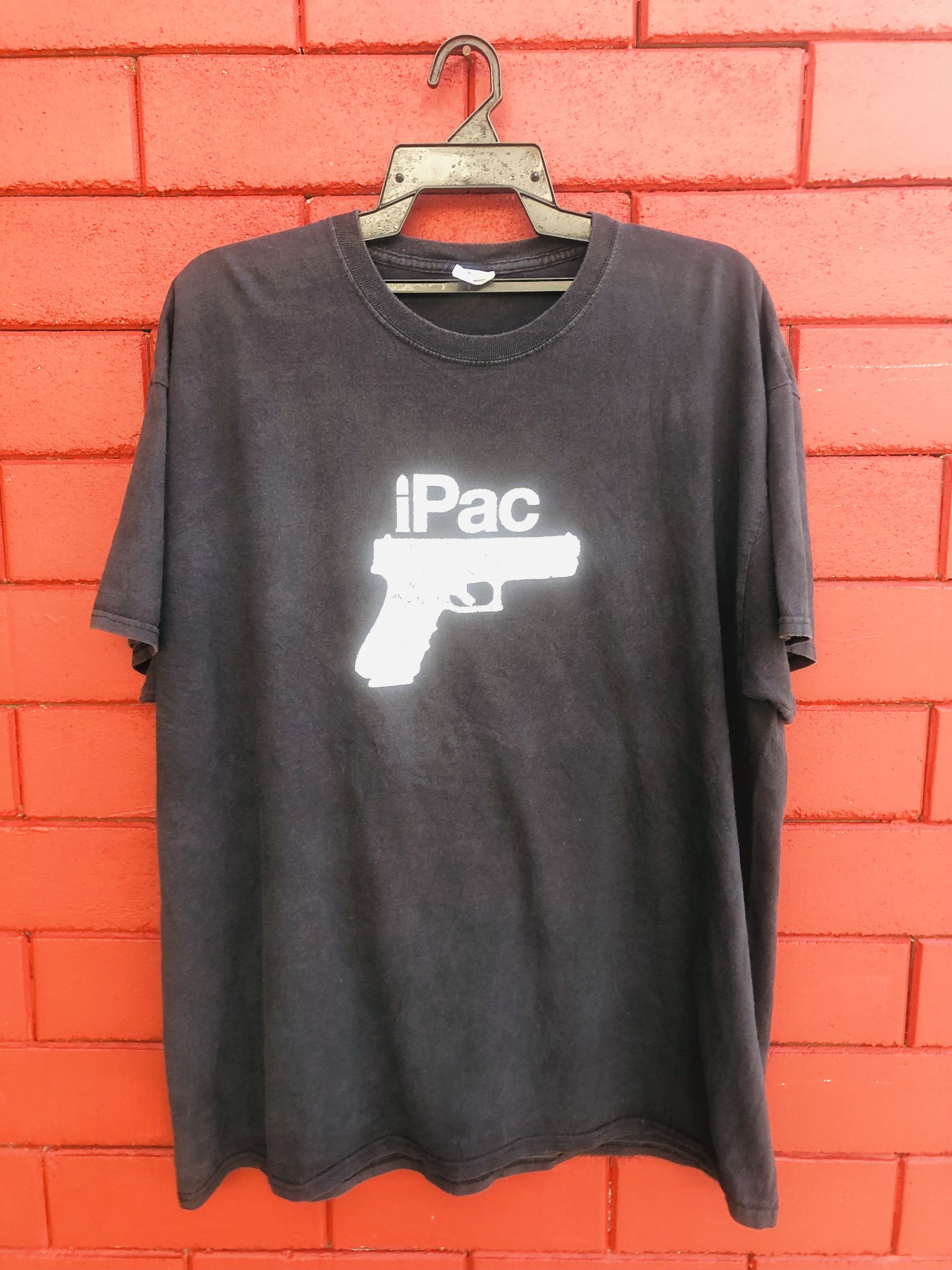 Japanese Brand × Vintage Vintage Ipac Pistol Designer Streetwear Fashion Style Size US L / EU 52-54 / 3 - 1 Thumbnail