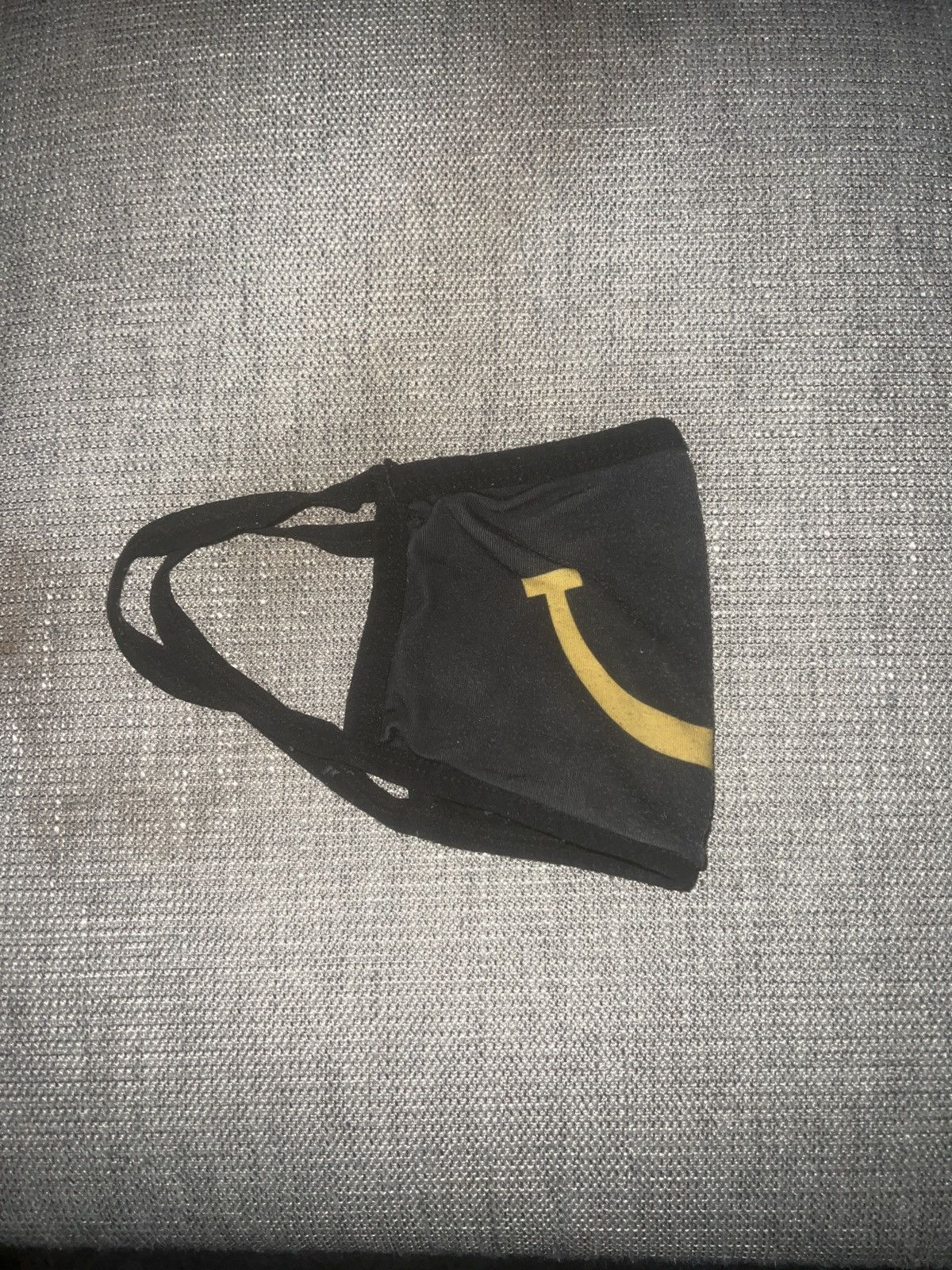Hypebeast McDonald’s Smiley Face Mask Size ONE SIZE - 2 Thumbnail