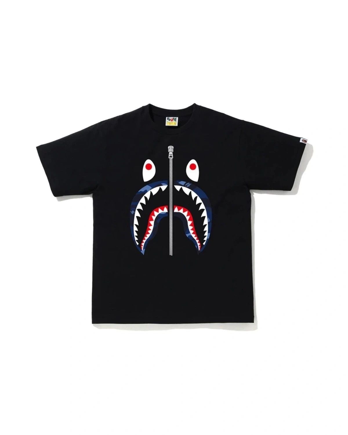 Bape BLUE BAPE Color Camo Shark T-Shirt Black/Navy Size US L / EU 52-54 / 3 - 1 Thumbnail