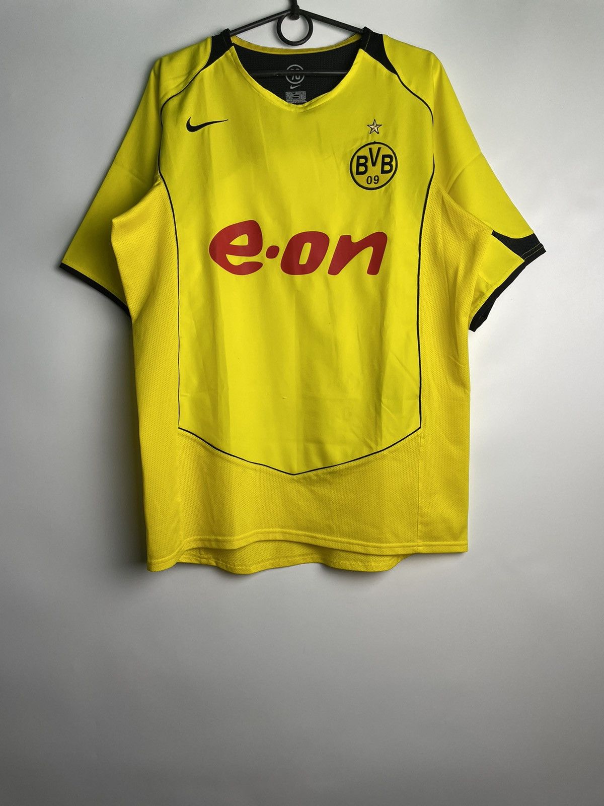 Nike Borussia Dortmund 2004-05 Nike Home Jersey Size US M / EU 48-50 / 2 - 1 Thumbnail
