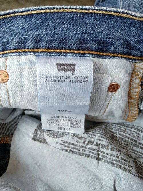 Levi's Vintage Levi's 501 Distressed Jeans 38x34 Size US 38 / EU 54 - 11 Thumbnail