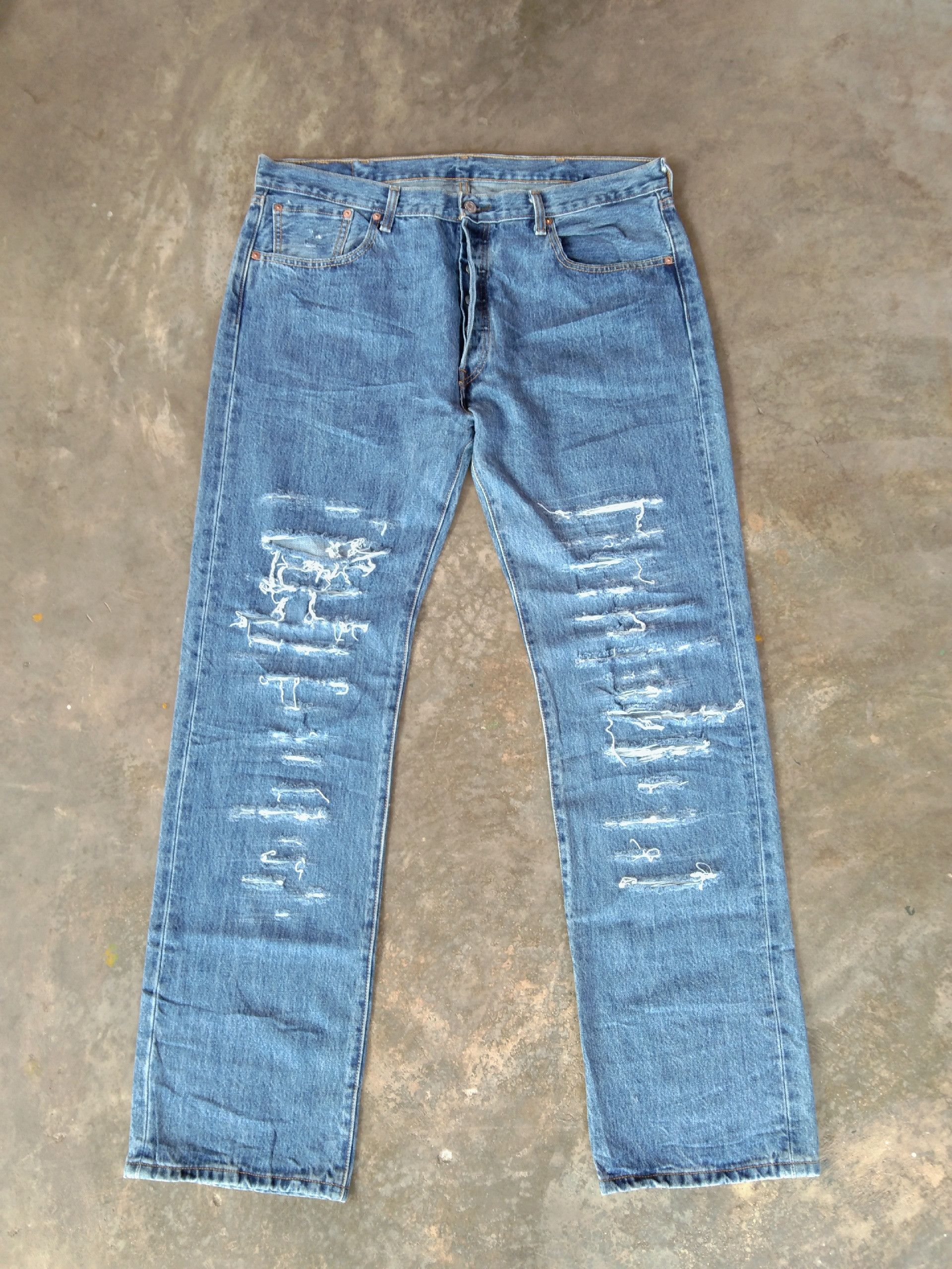 Levi's Vintage Levi's 501 Distressed Jeans 38x34 Size US 38 / EU 54 - 1 Thumbnail
