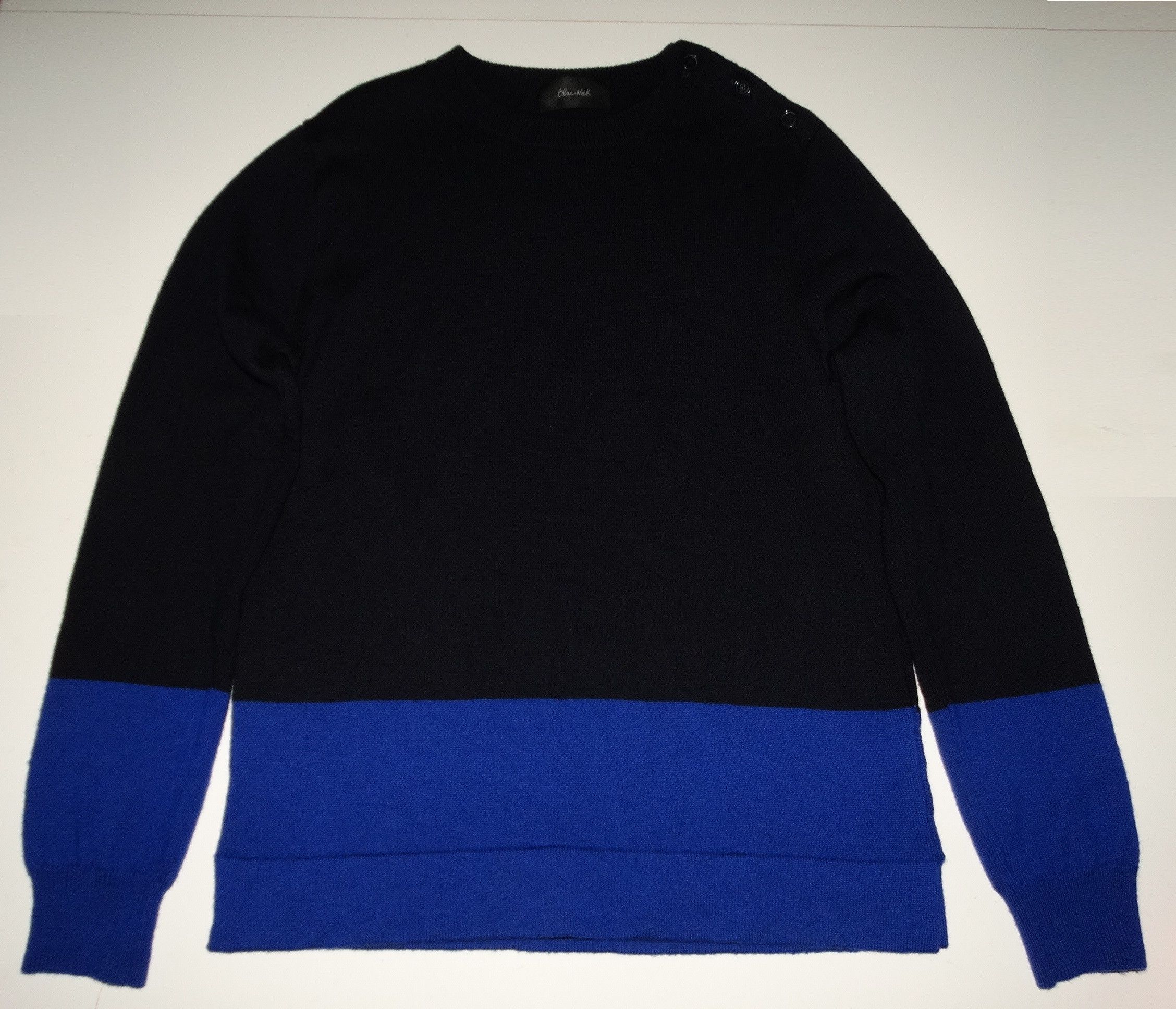 Japanese Brand × Tomorrowland N49 Tomorrowland sweater 100% wool bicolor buttons shoulder Size US M / EU 48-50 / 2 - 2 Thumbnail