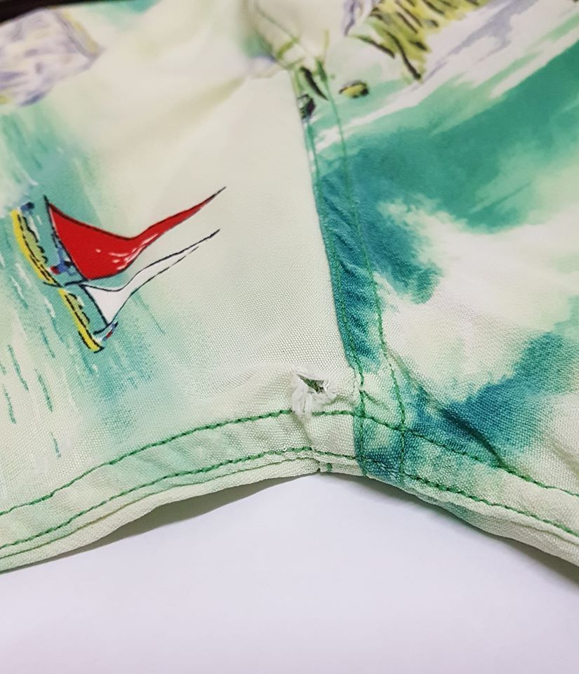 Vintage Vtg. 1940's 50's Hale Hawaii Crepe Rayon Hawaiian Shirt Size US M / EU 48-50 / 2 - 16 Thumbnail