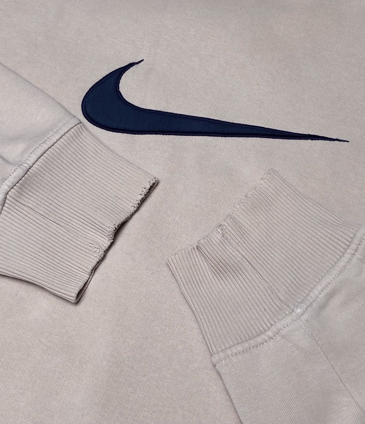 Nike Nike Vintage Sweatshirt Big Swoosh Size US L / EU 52-54 / 3 - 6 Thumbnail