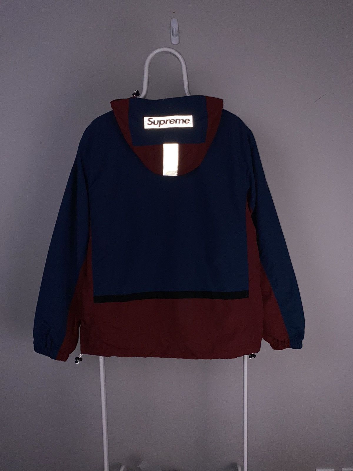 Supreme 2018 Supreme Reflective 2-Tone Zip Up Jacket Maroon Navy Size US M / EU 48-50 / 2 - 11 Thumbnail