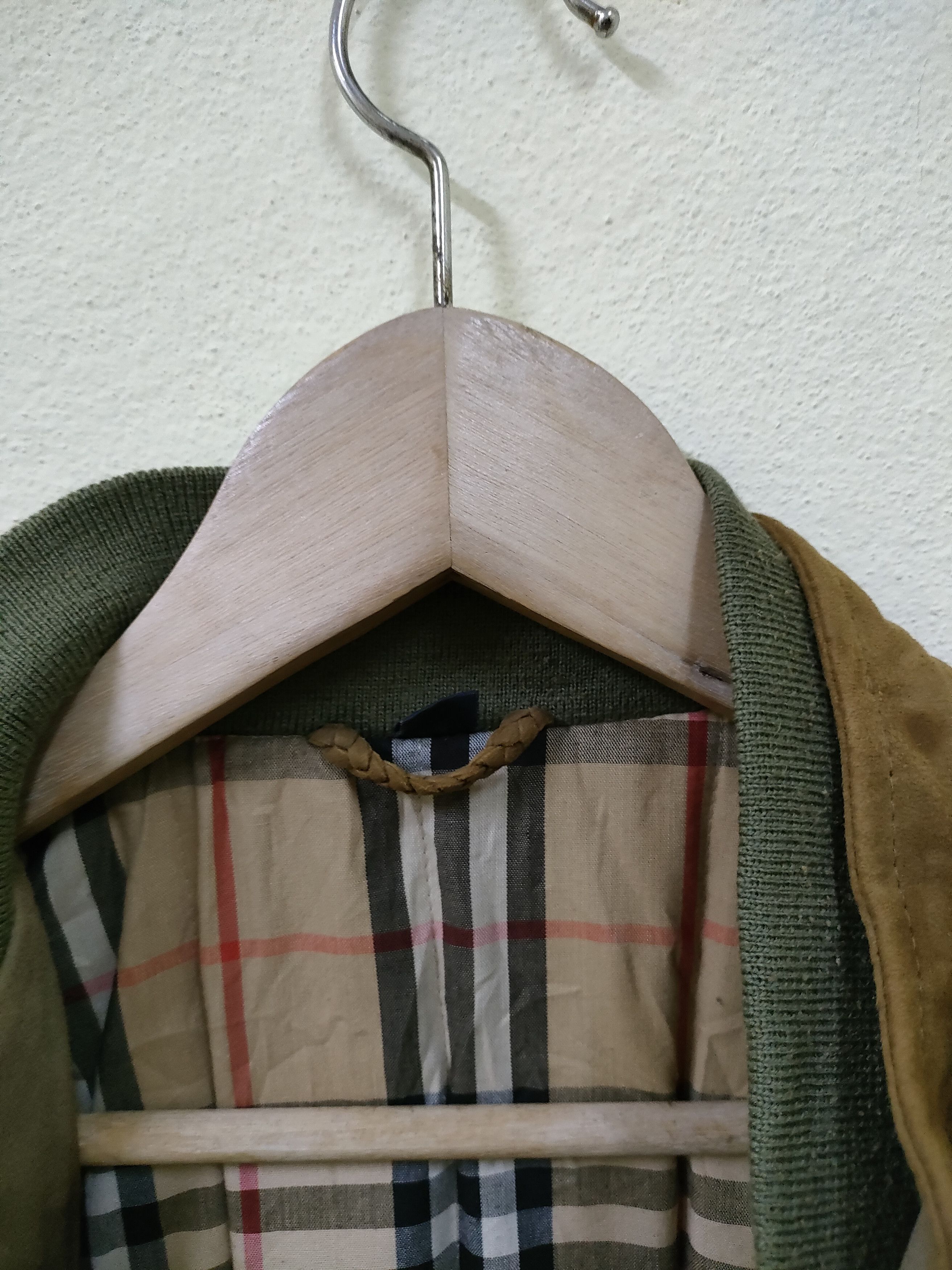 Burberry × Vintage Vintage Burberrys Suede Leather College Jacket Size US M / EU 48-50 / 2 - 11 Thumbnail