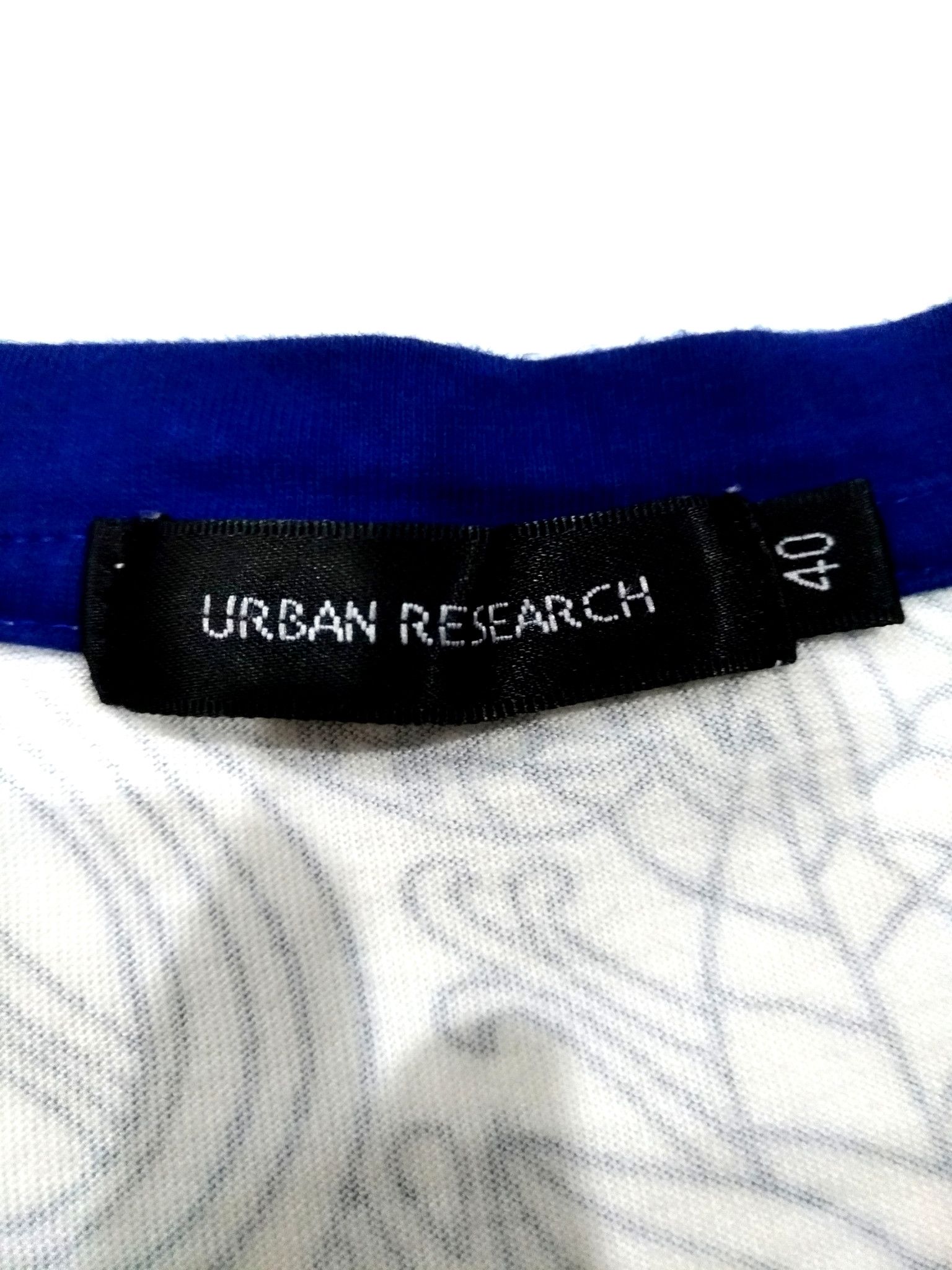 Designer × Japanese Brand × URBAN RESEARCH DOORS RARE! URBAN RESEARCH FLORAL PAISLEY BANDANA TEE Size US L / EU 52-54 / 3 - 7 Thumbnail
