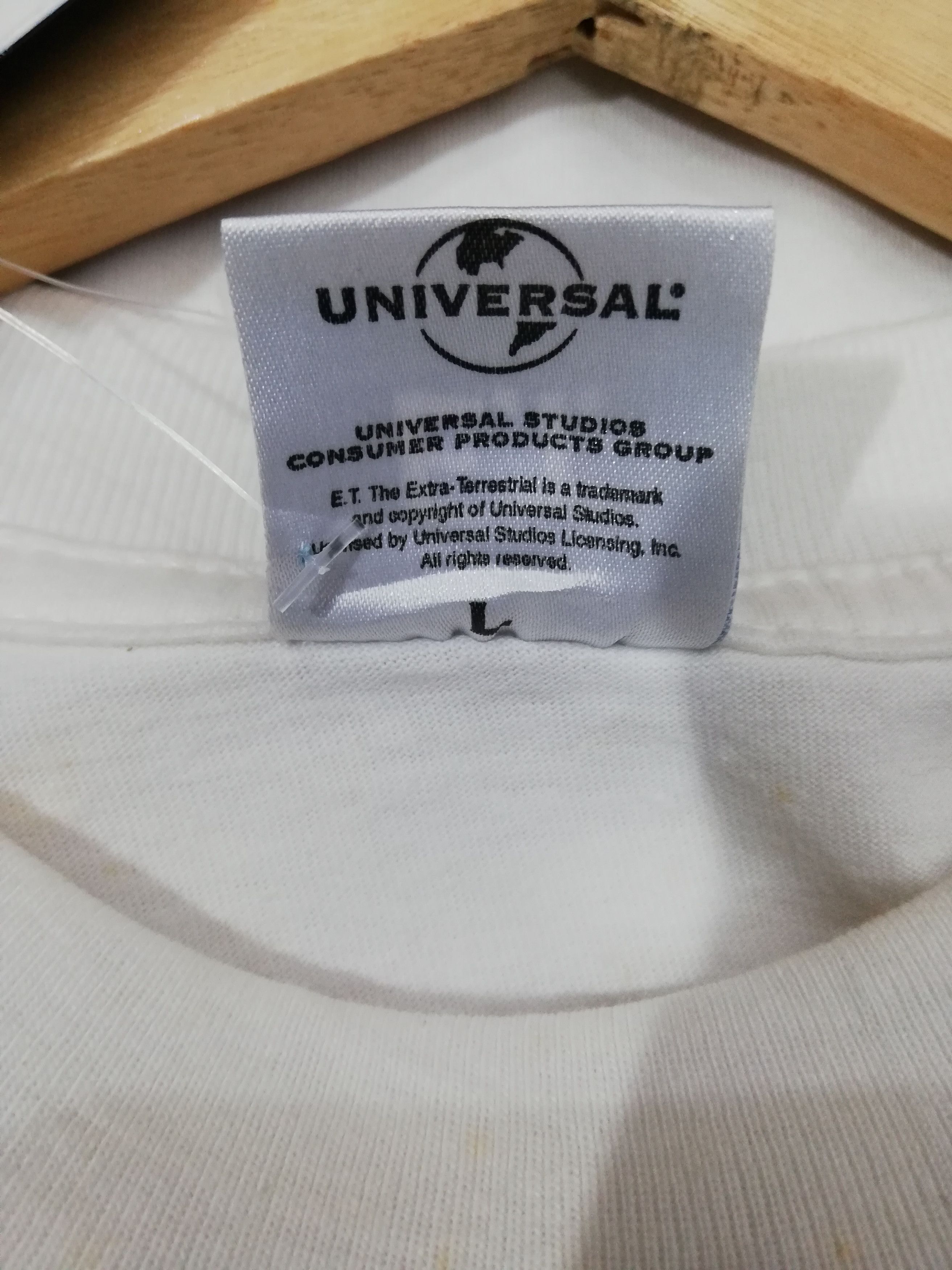 Universal Studios E.T. The Extra Terrestrial White T-Shirt Size US L / EU 52-54 / 3 - 4 Thumbnail