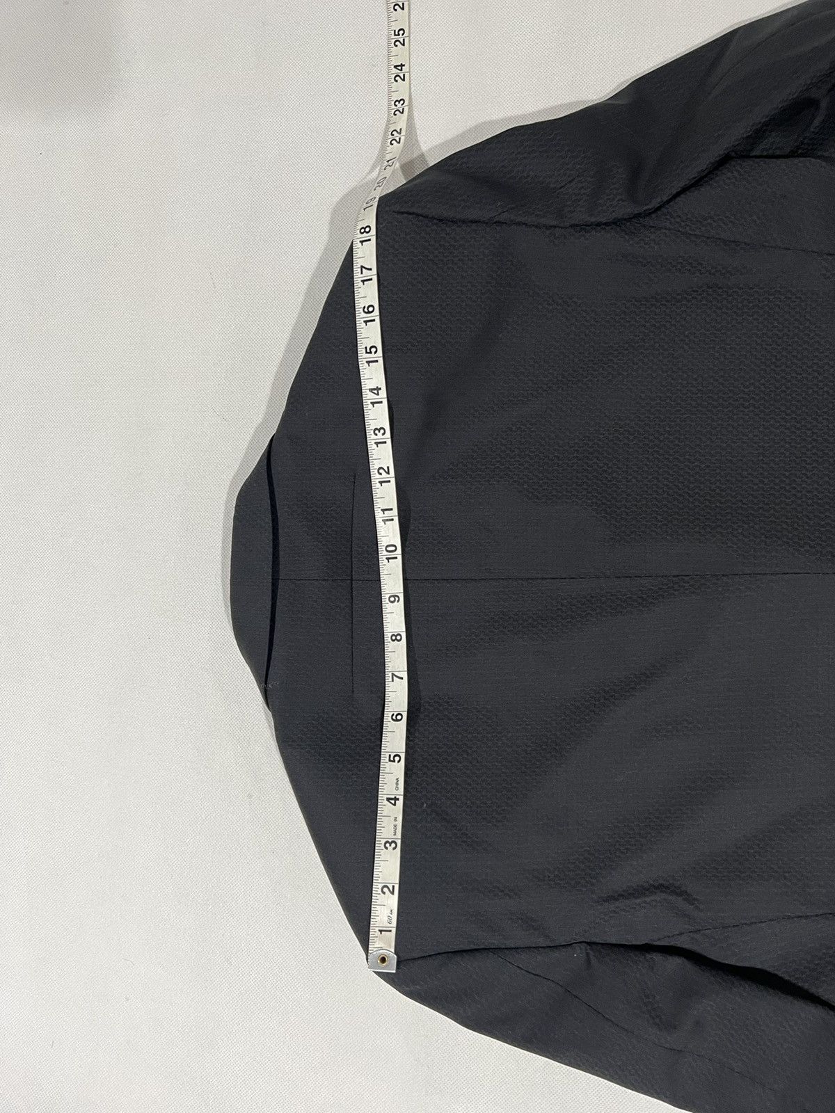 Givenchy Givenchy textured suit. 52/42. $2000 Size 42R - 6 Thumbnail