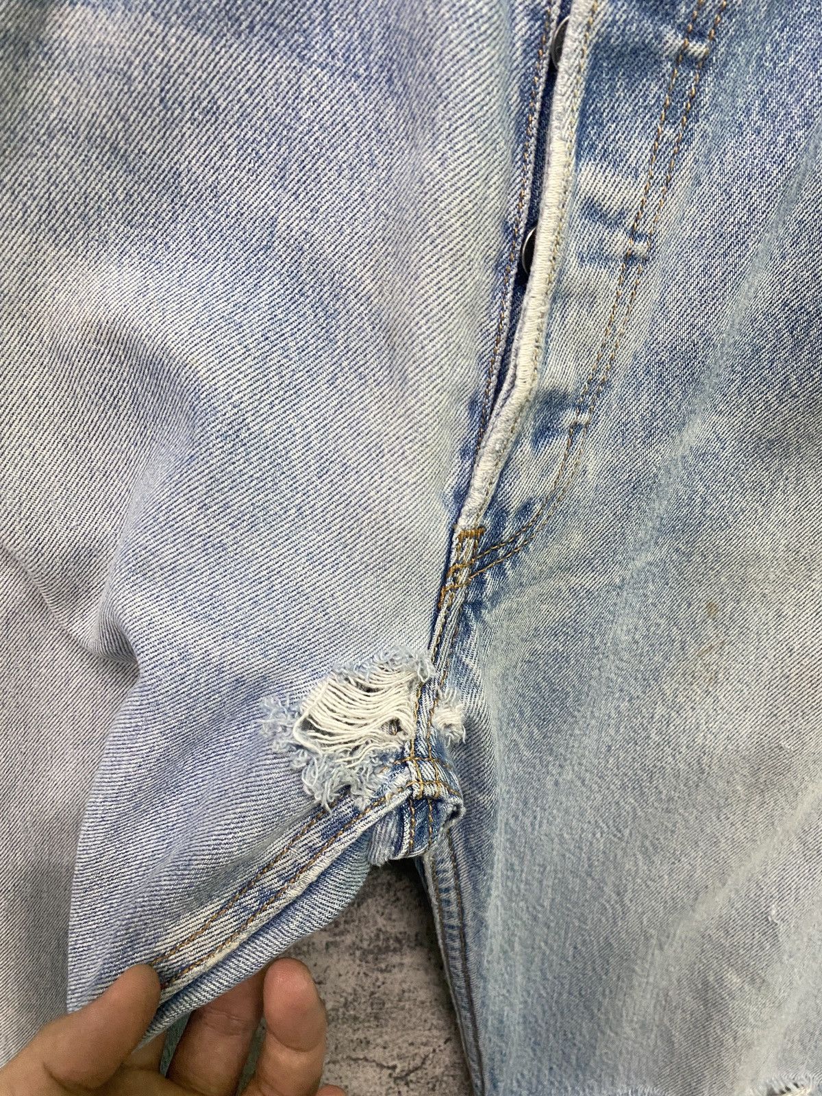 Levi's × Vintage Vintage LEVIS 501 Stone Wash Distressed Jeans- L61 Size US 32 / EU 48 - 11 Thumbnail