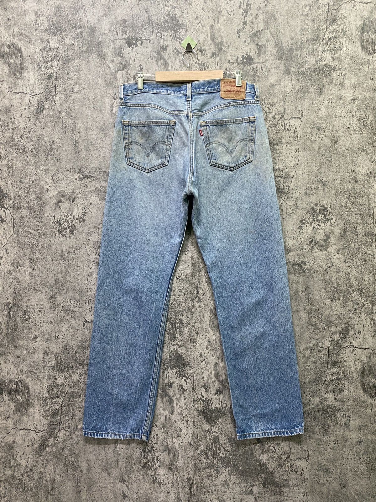 Levi's × Vintage Vintage LEVIS 501 Stone Wash Distressed Jeans- L61 Size US 32 / EU 48 - 2 Thumbnail