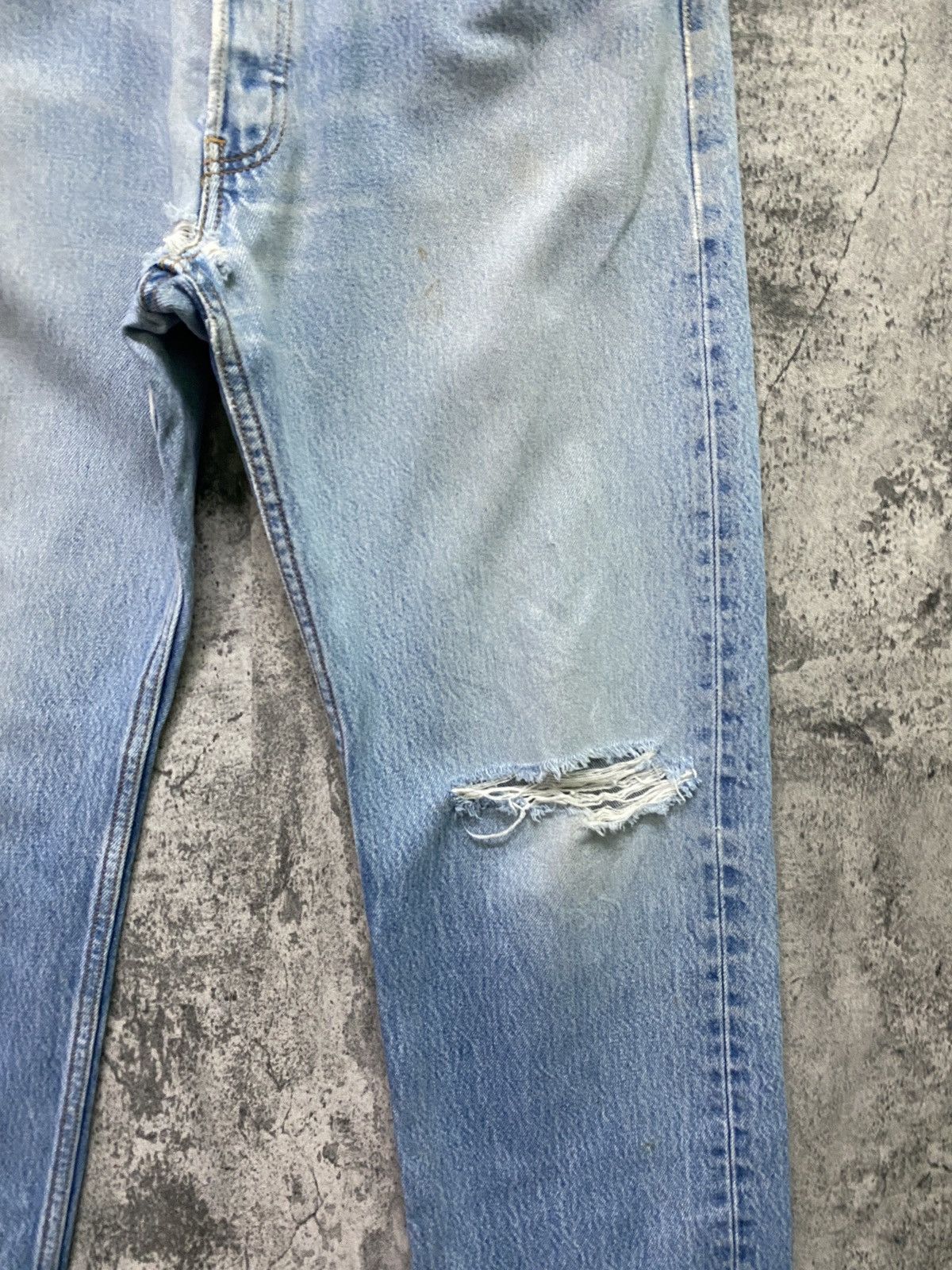 Levi's × Vintage Vintage LEVIS 501 Stone Wash Distressed Jeans- L61 Size US 32 / EU 48 - 6 Thumbnail