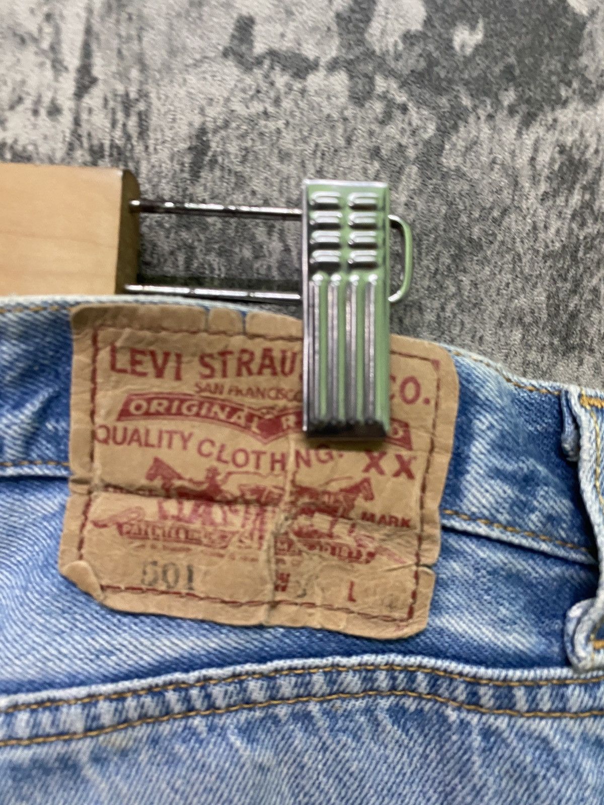 Levi's × Vintage Vintage LEVIS 501 Stone Wash Distressed Jeans- L61 Size US 32 / EU 48 - 21 Thumbnail