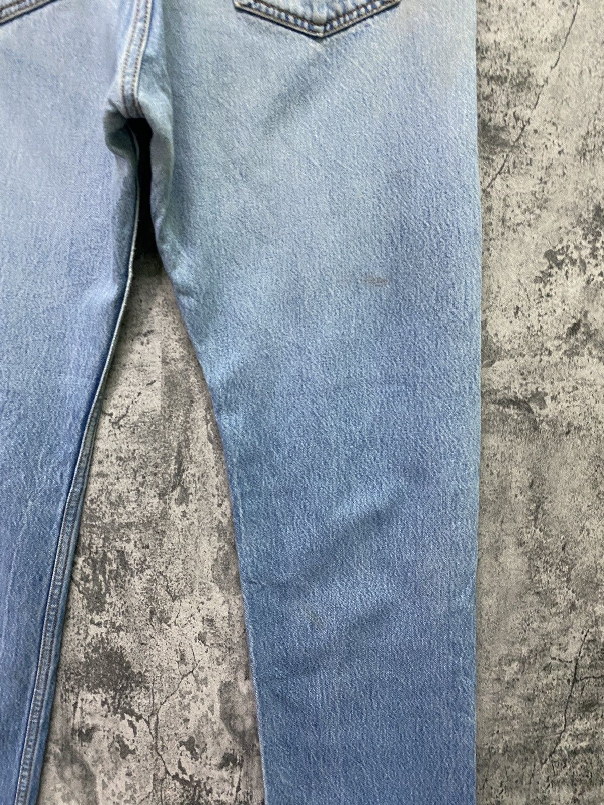 Levi's × Vintage Vintage LEVIS 501 Stone Wash Distressed Jeans- L61 Size US 32 / EU 48 - 16 Thumbnail